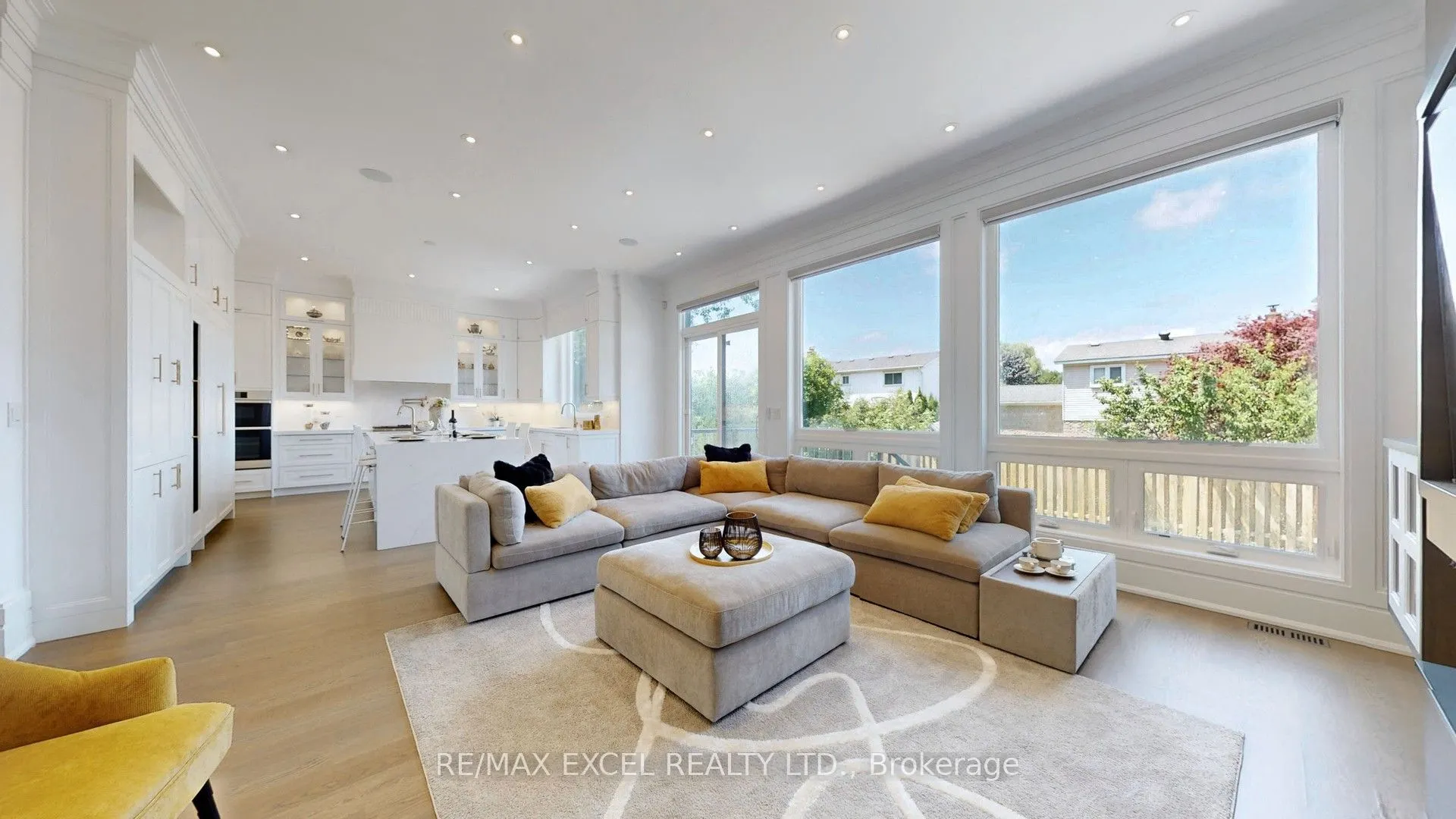 22 Sanderson Crescent