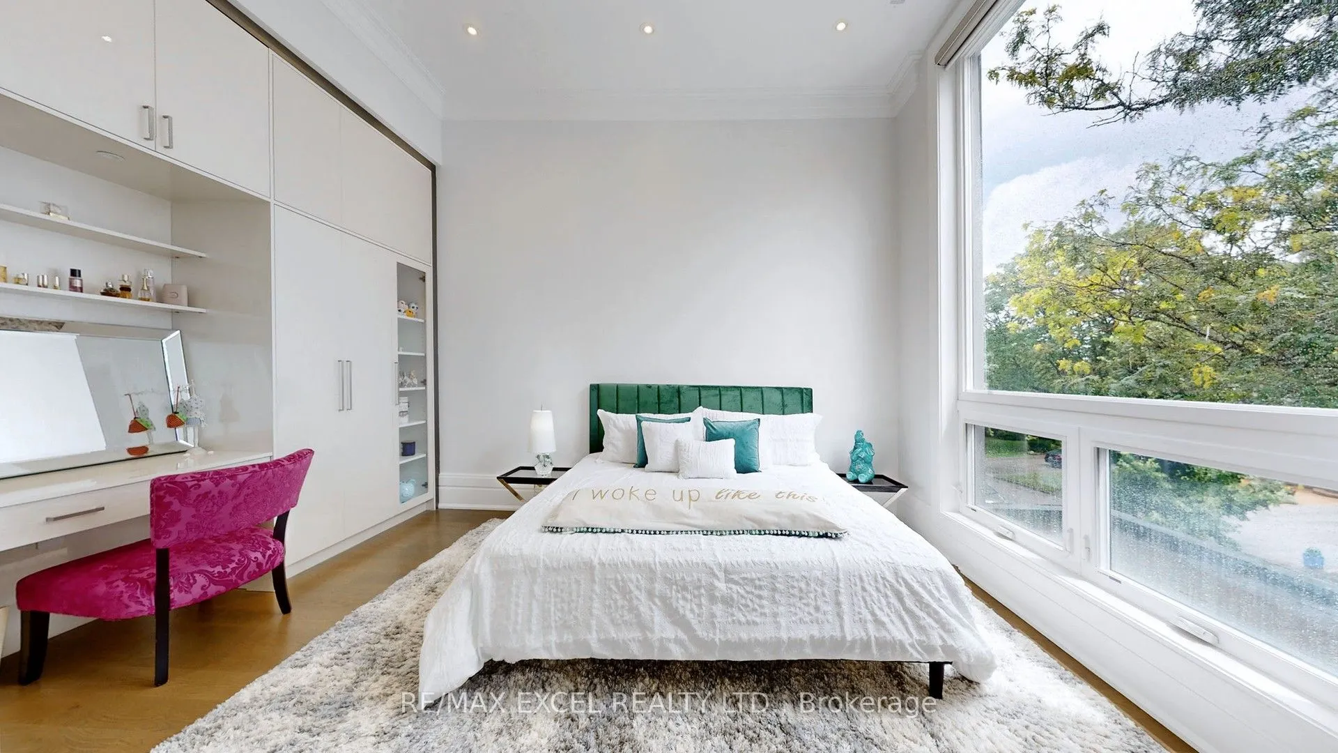 22 Sanderson Crescent