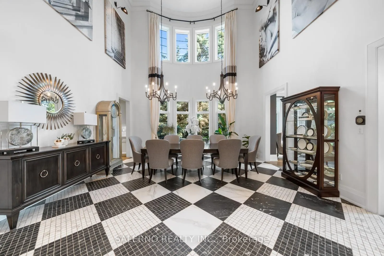 97 Carmichael Crescent