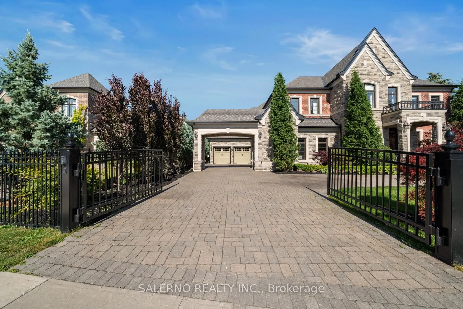 97 Carmichael Crescent