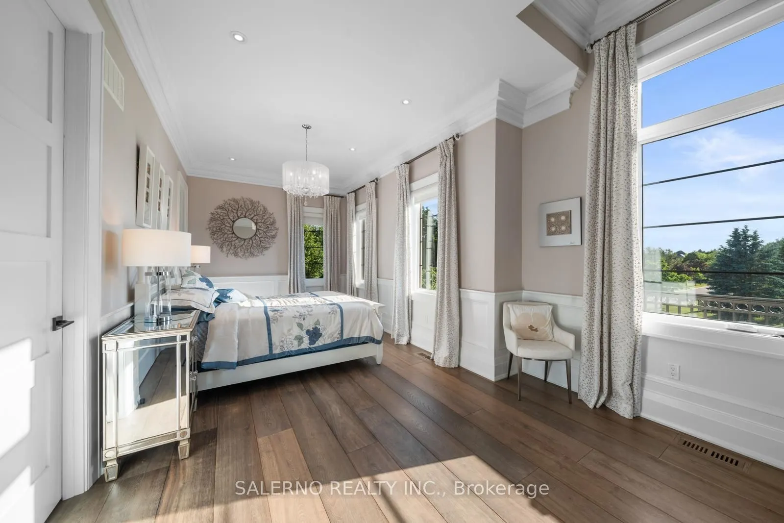 97 Carmichael Crescent