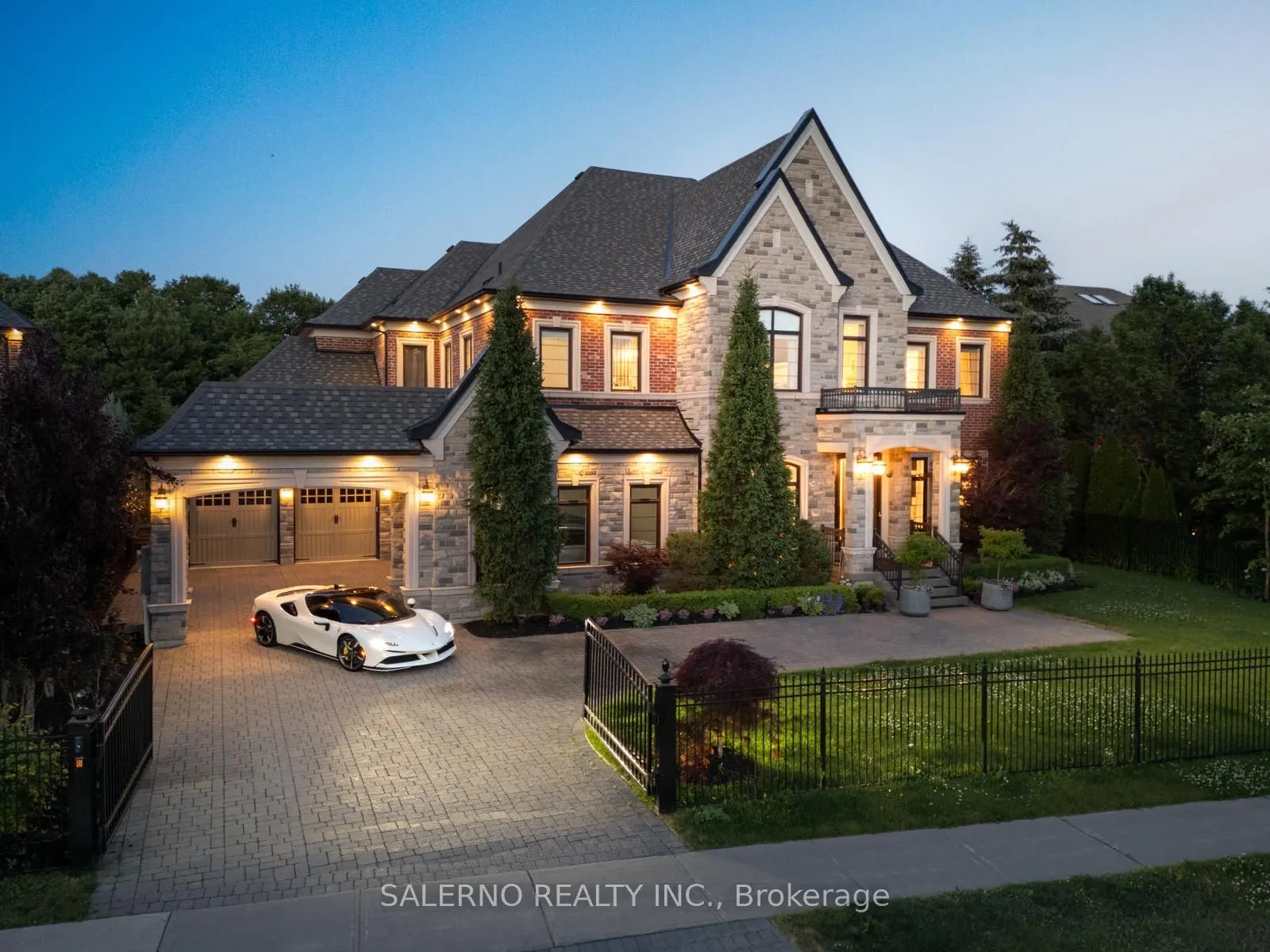 97 Carmichael Crescent