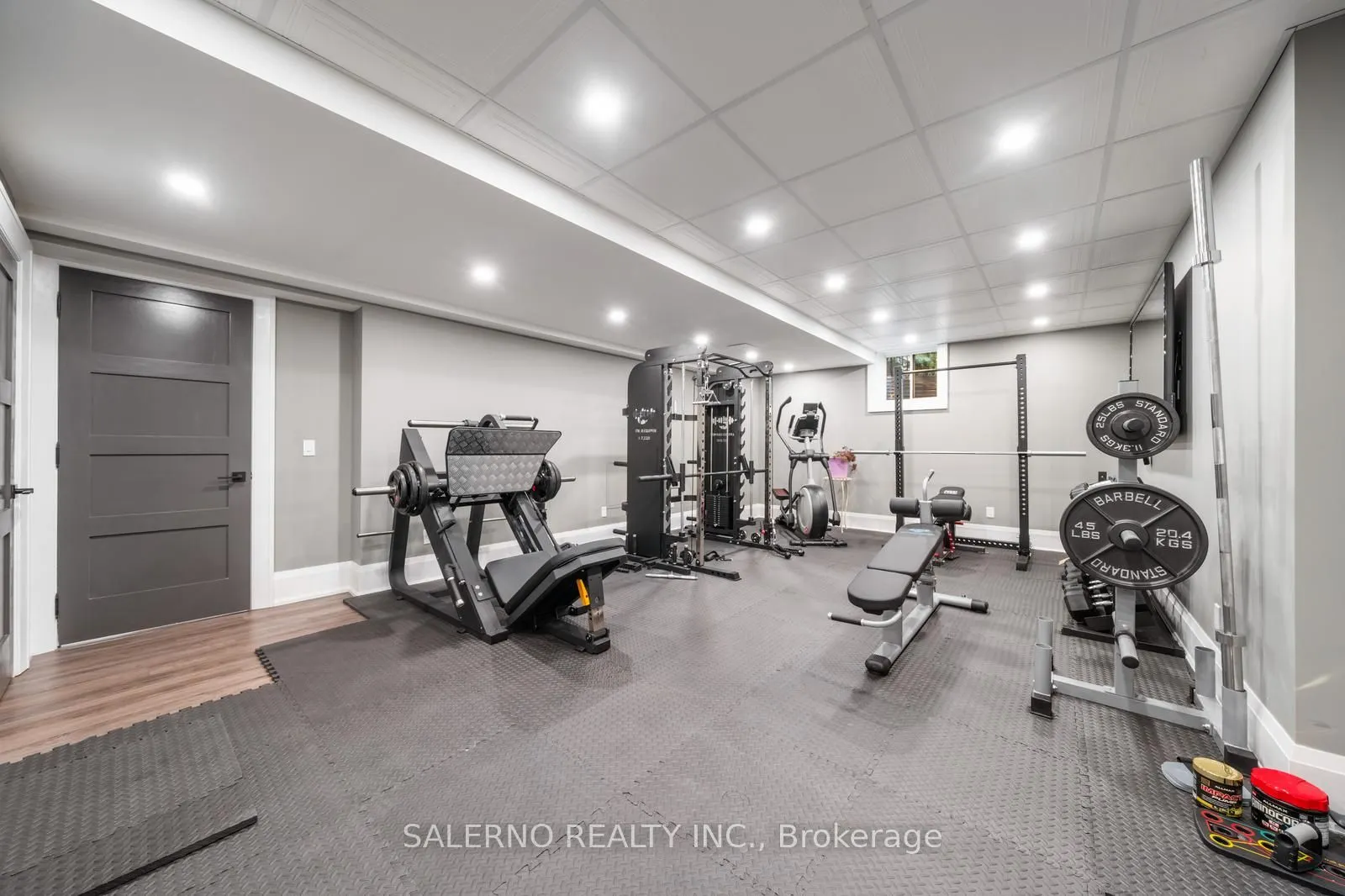 97 Carmichael Crescent