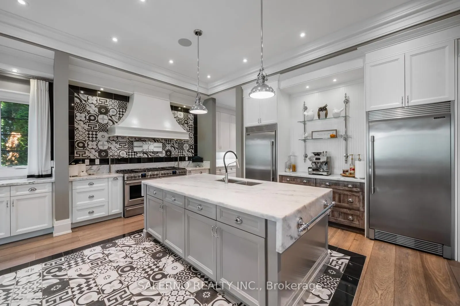 97 Carmichael Crescent