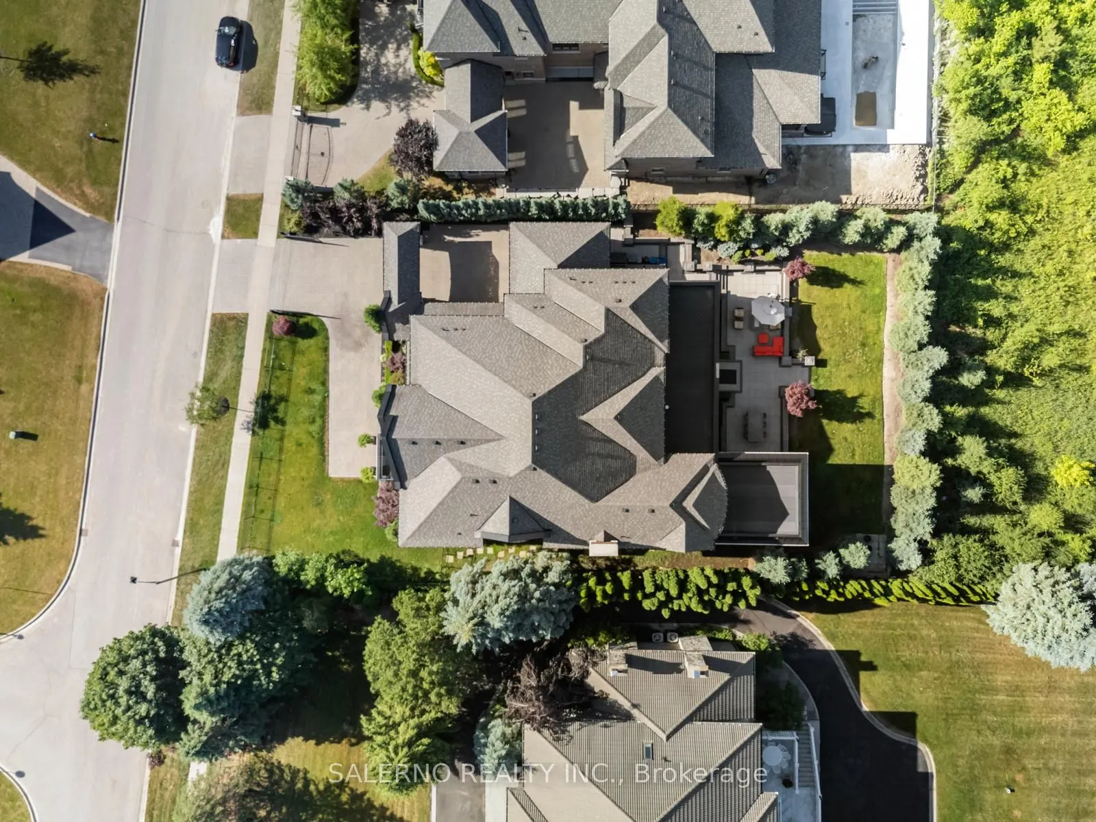 97 Carmichael Crescent