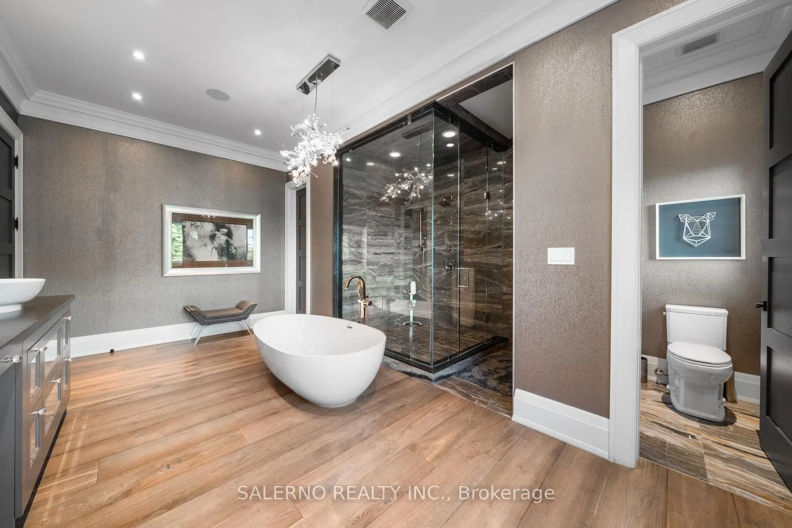 97 Carmichael Crescent