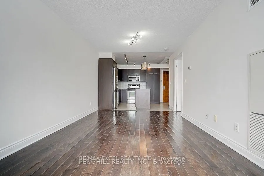 37 Galleria Parkway, #709