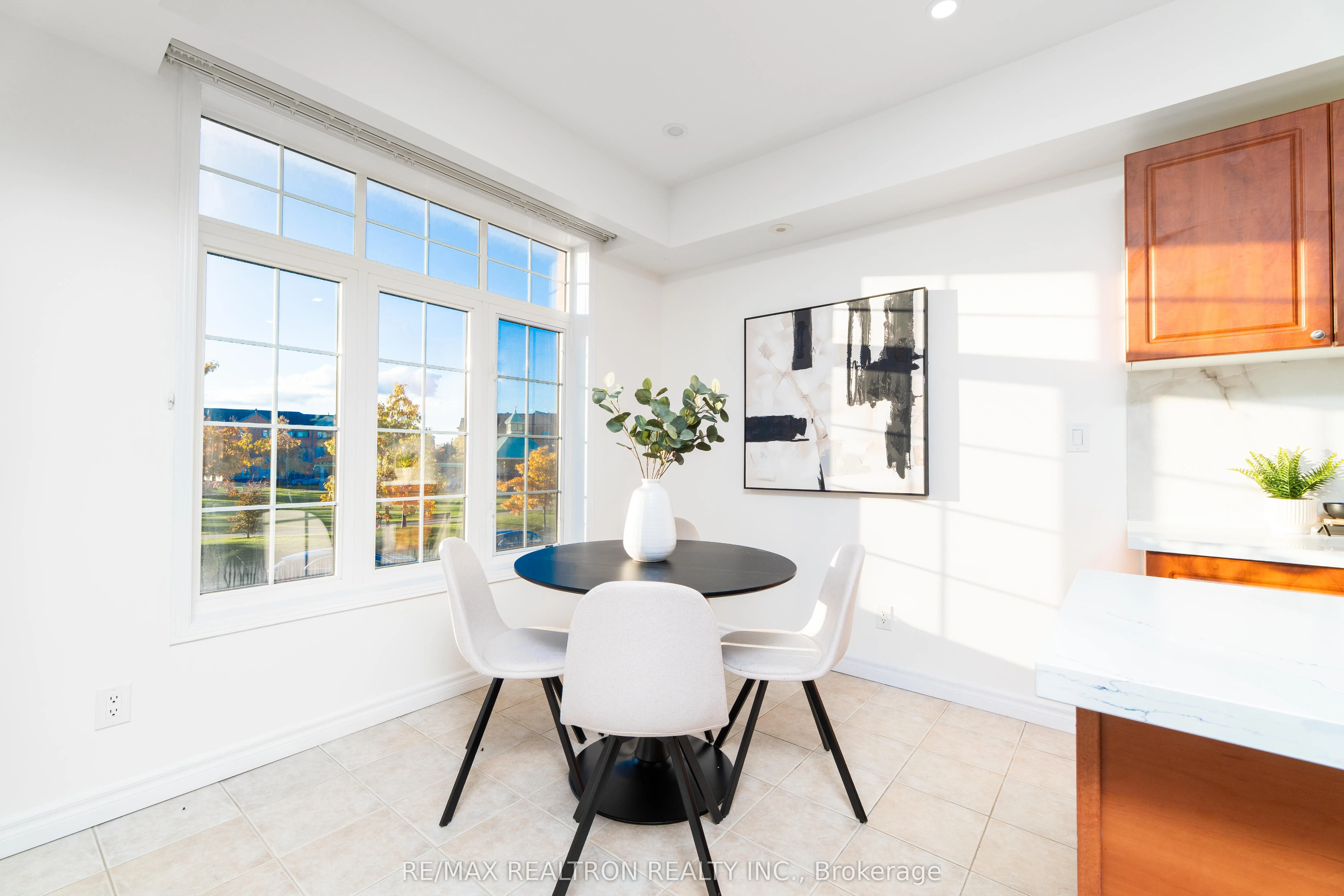 50 Greensborough Villag Circle, #22