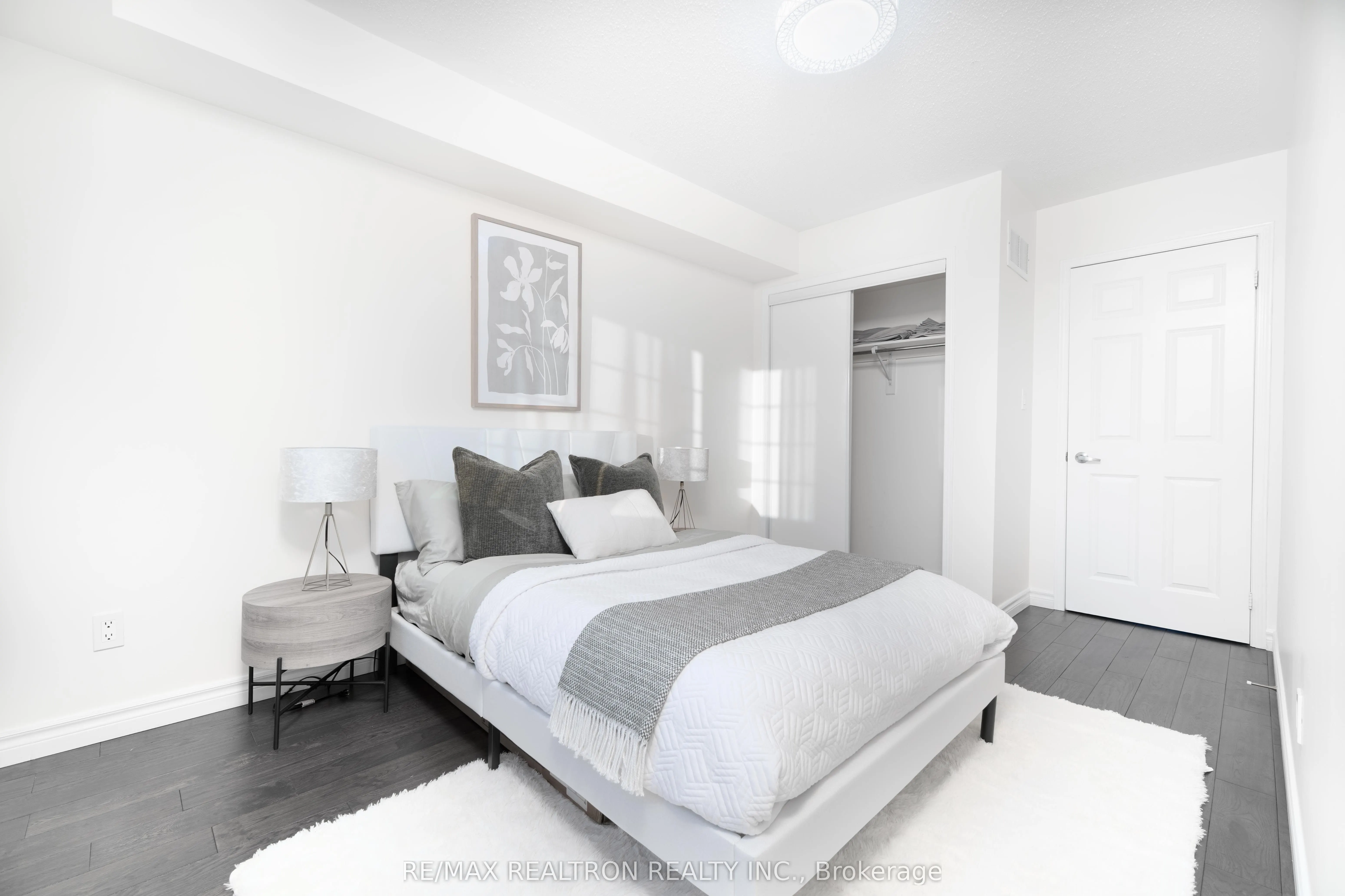 50 Greensborough Villag Circle, #22