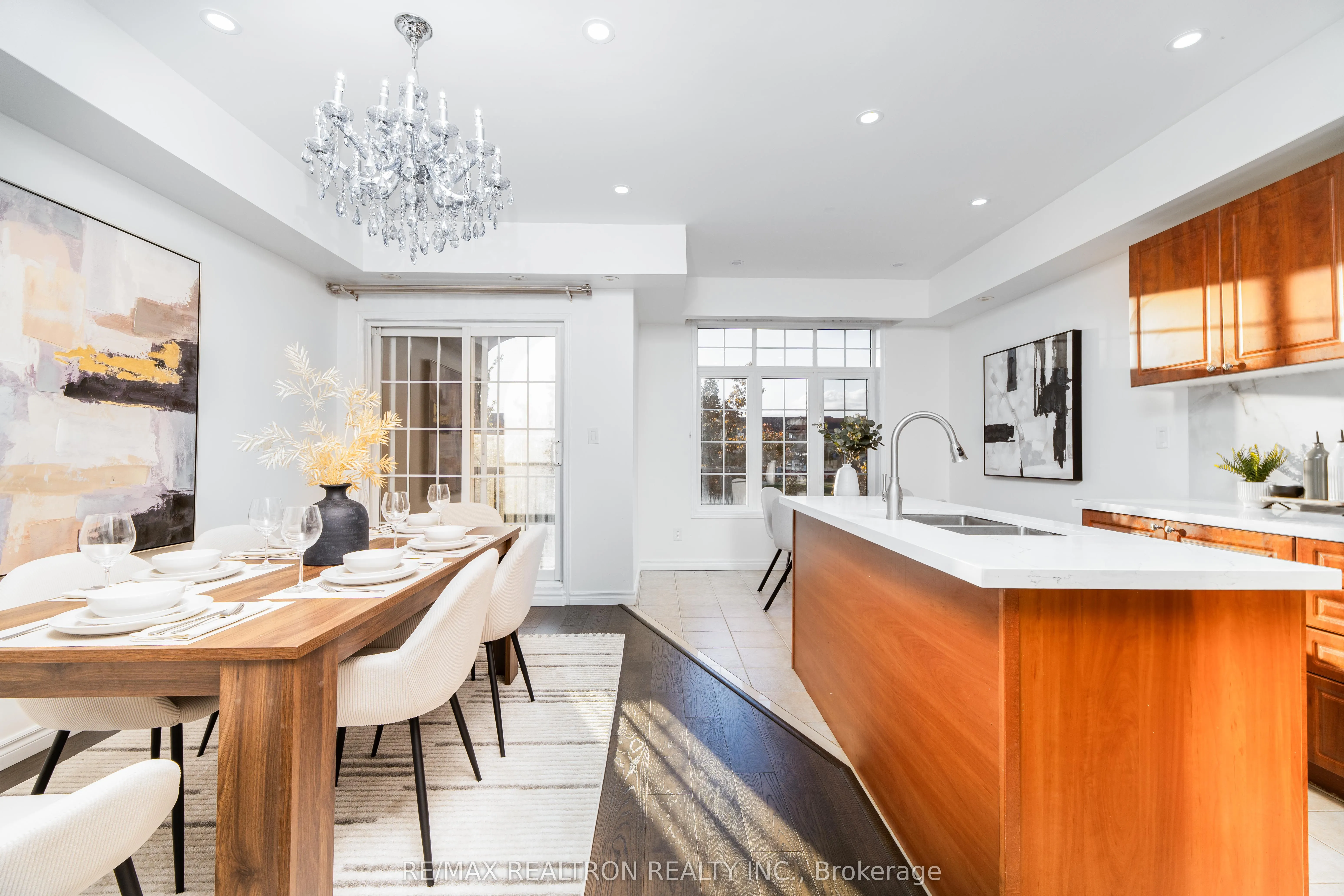 50 Greensborough Villag Circle, #22