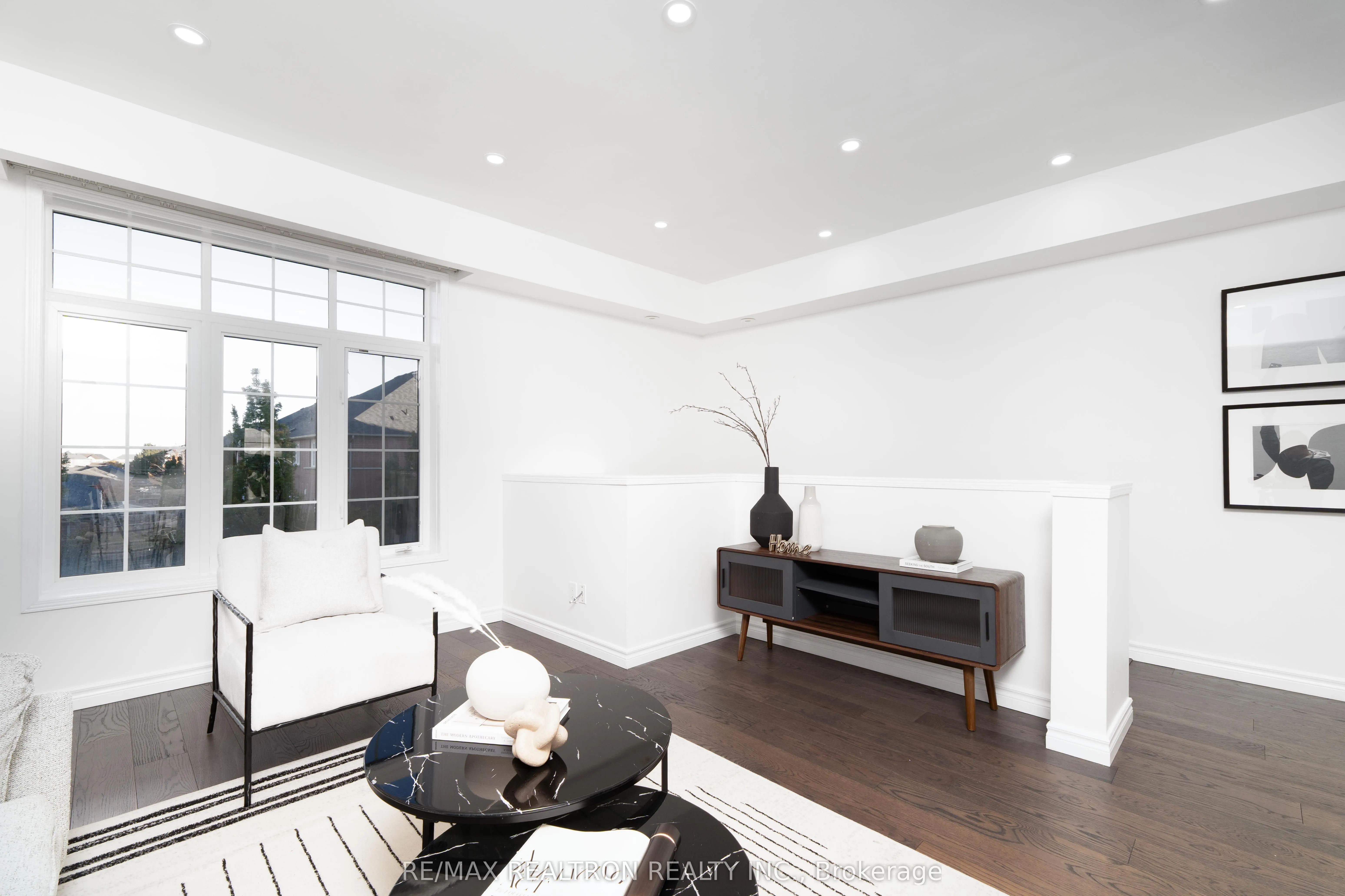 50 Greensborough Villag Circle, #22