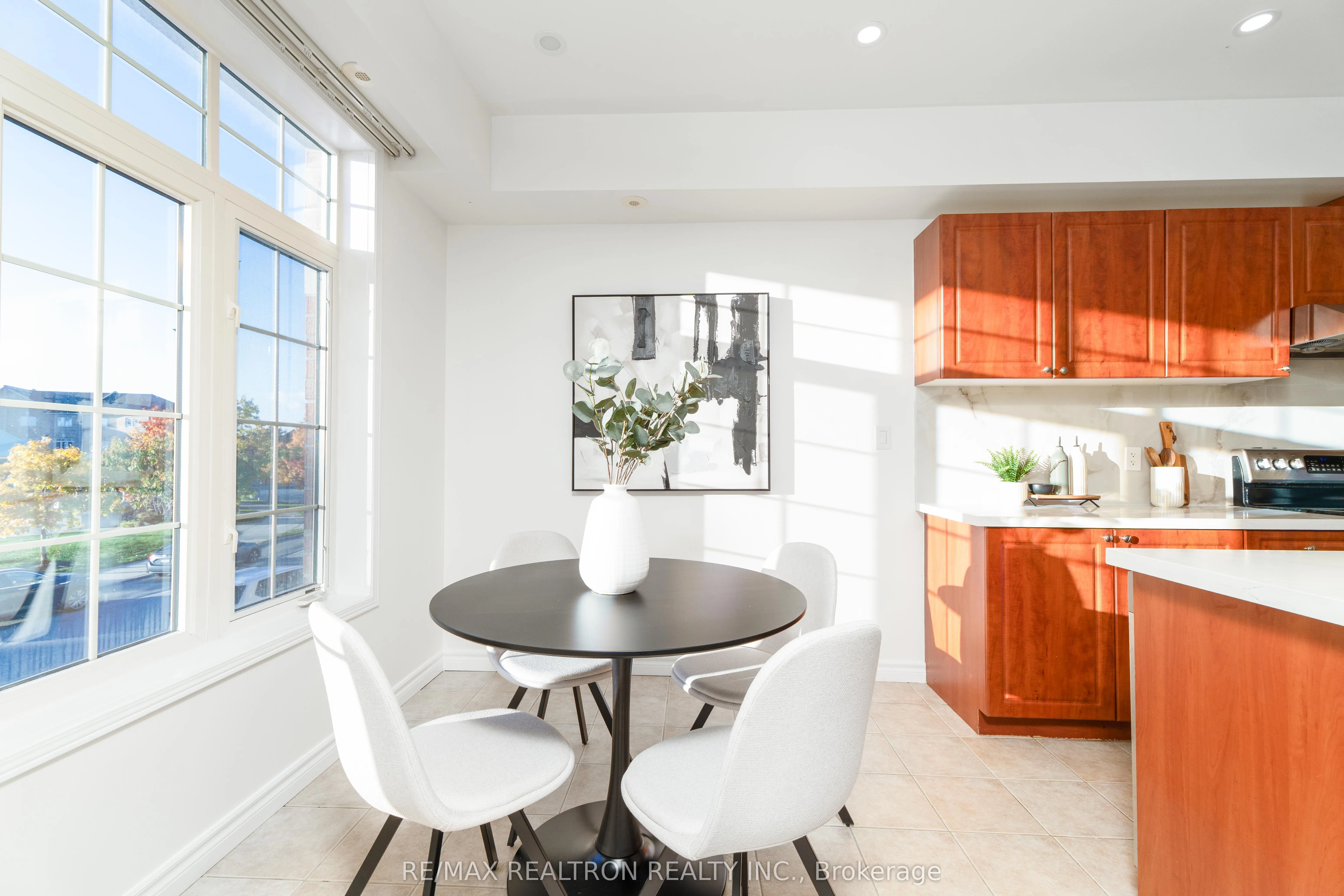 50 Greensborough Villag Circle, #22