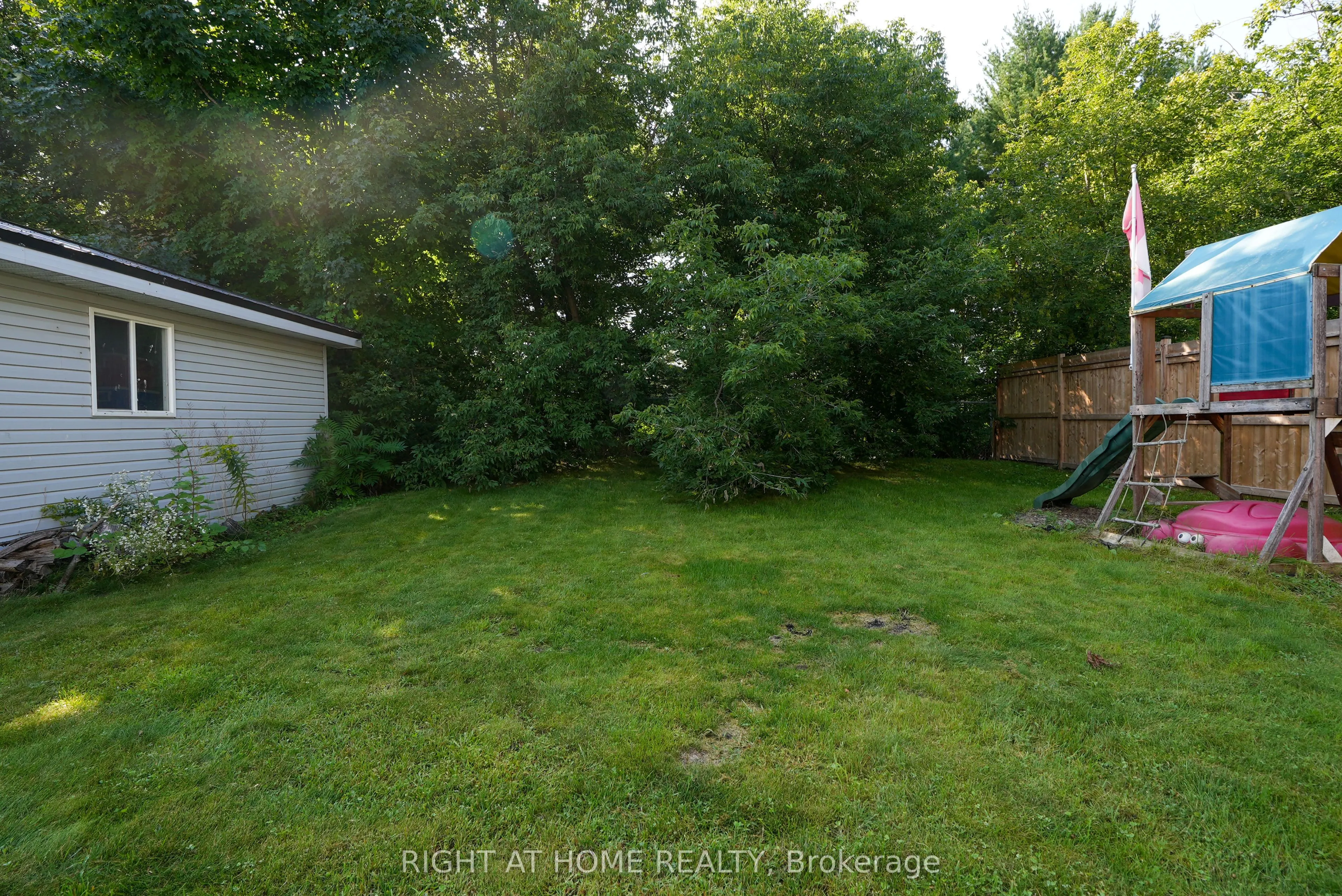 48 Michael St Street