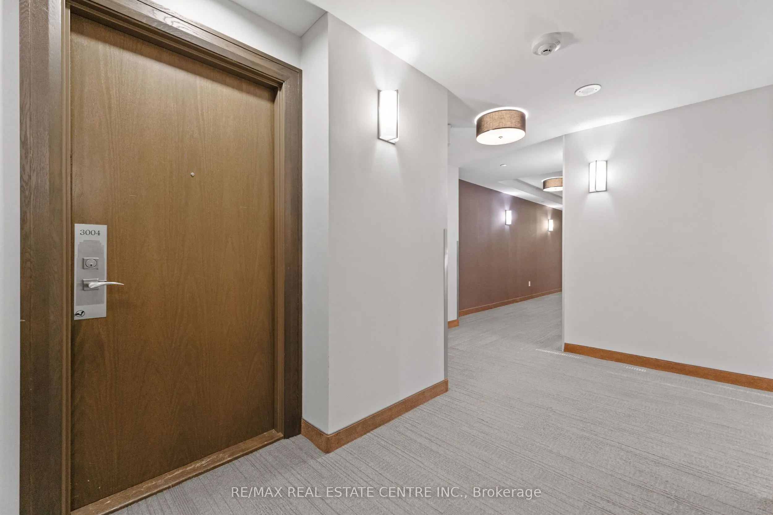 2910 Highway 7 Road W, #3004