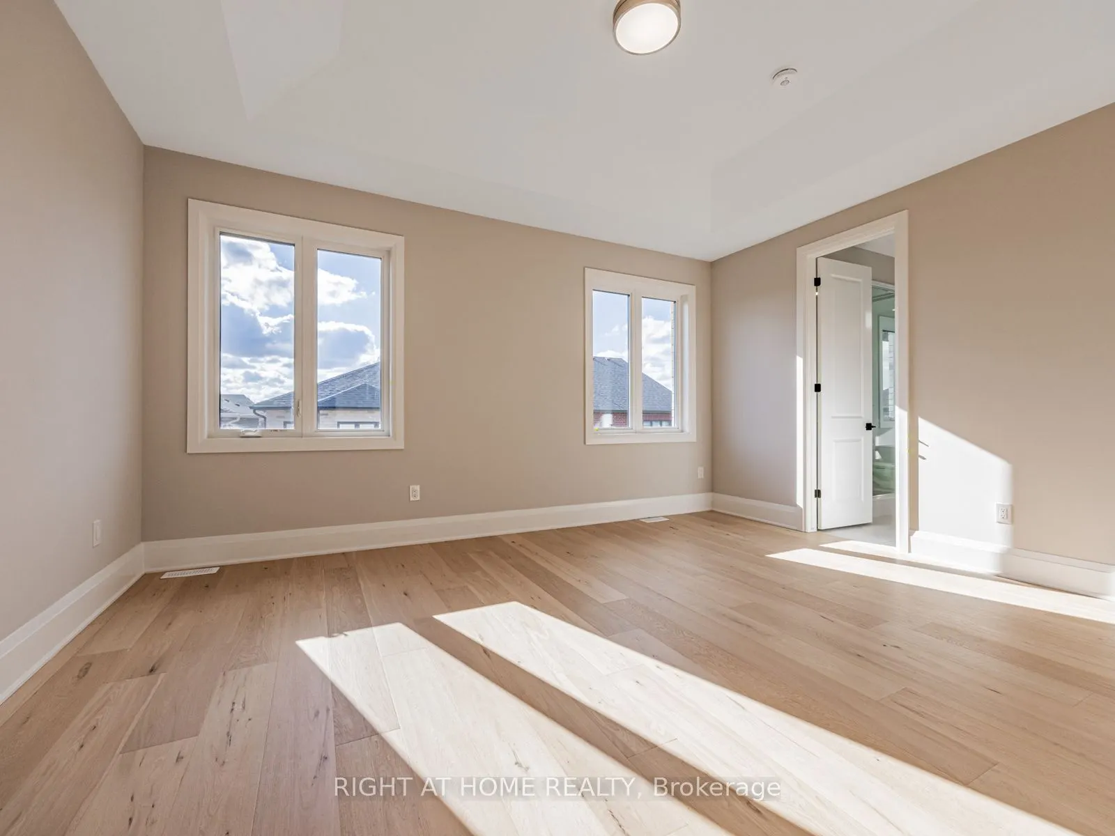 61 Greenridge Crescent