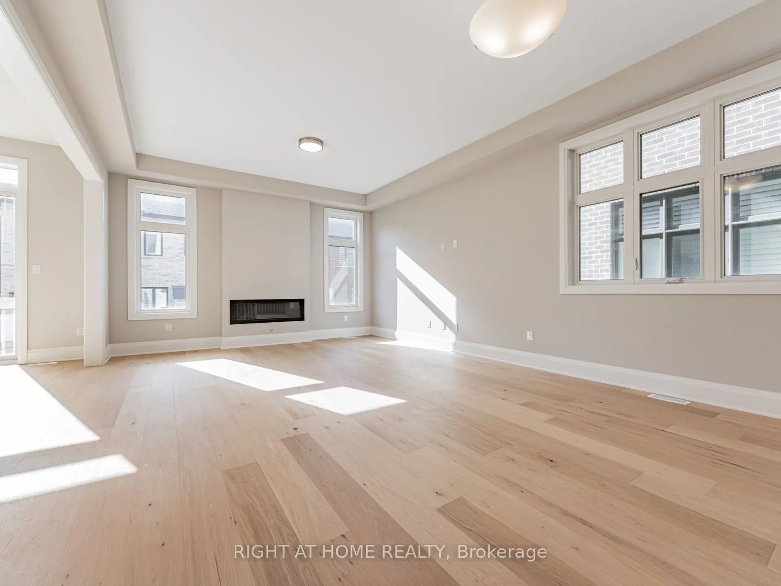 61 Greenridge Crescent