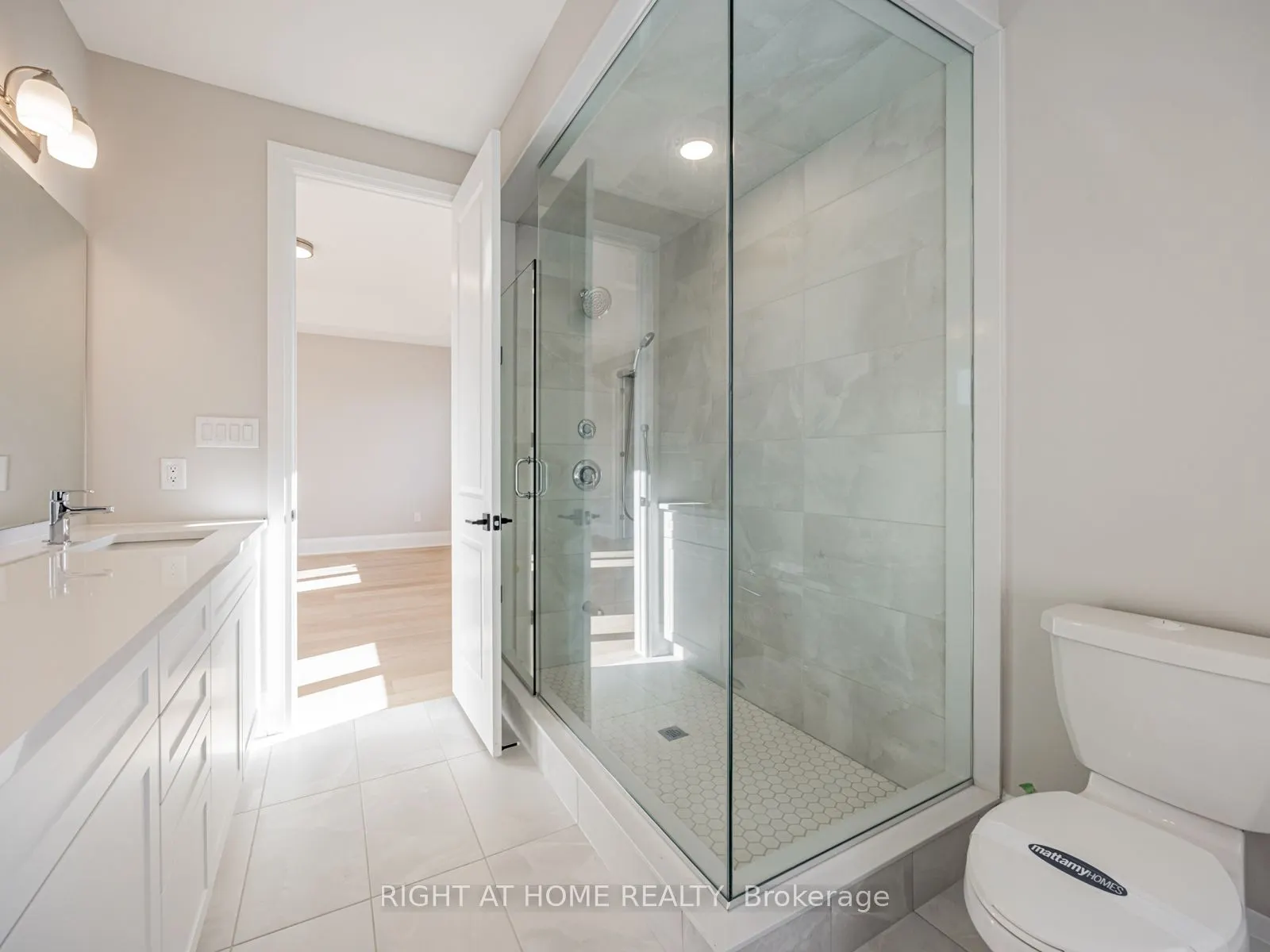 61 Greenridge Crescent