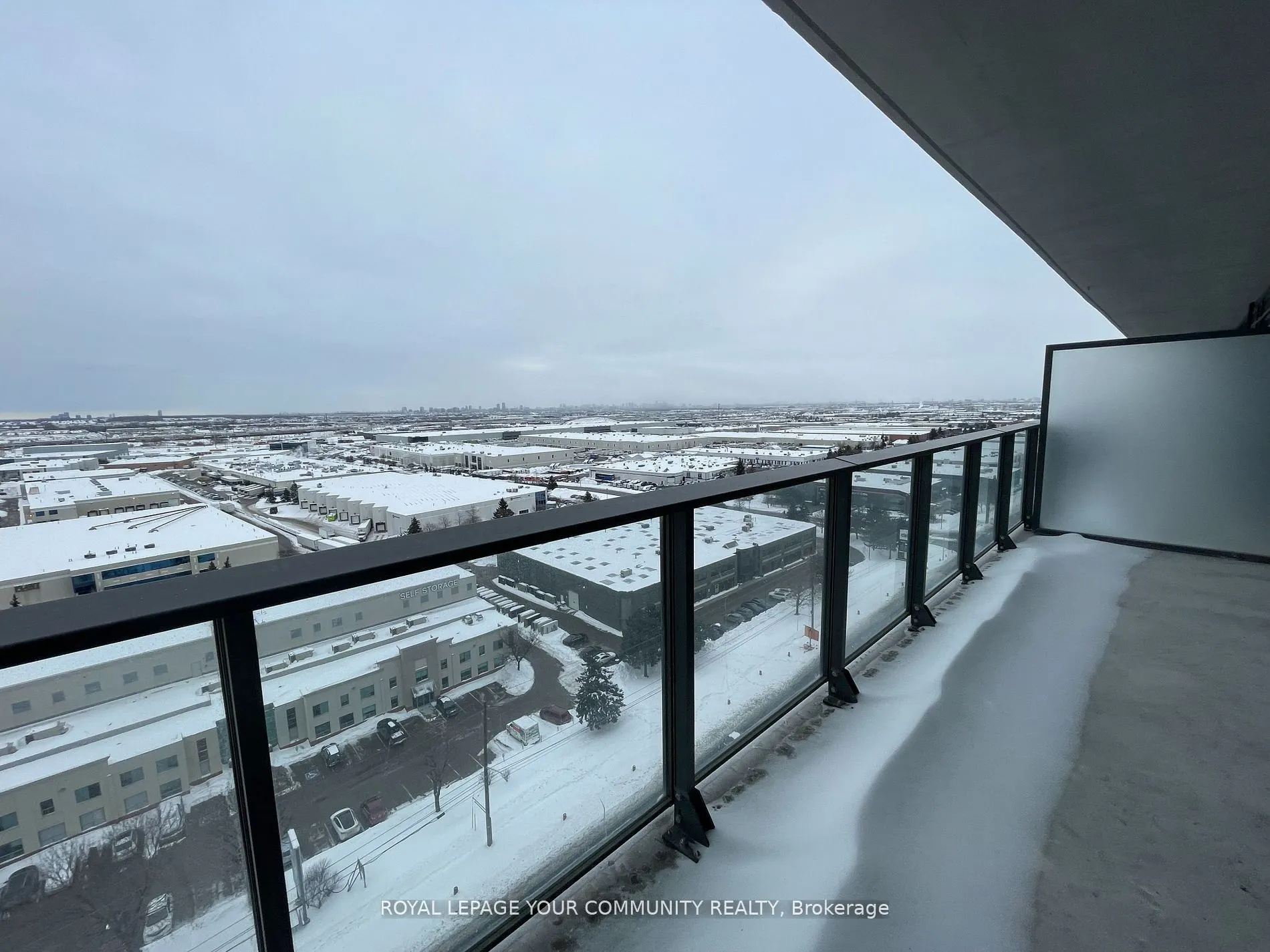 8960 Jane Street, #1807