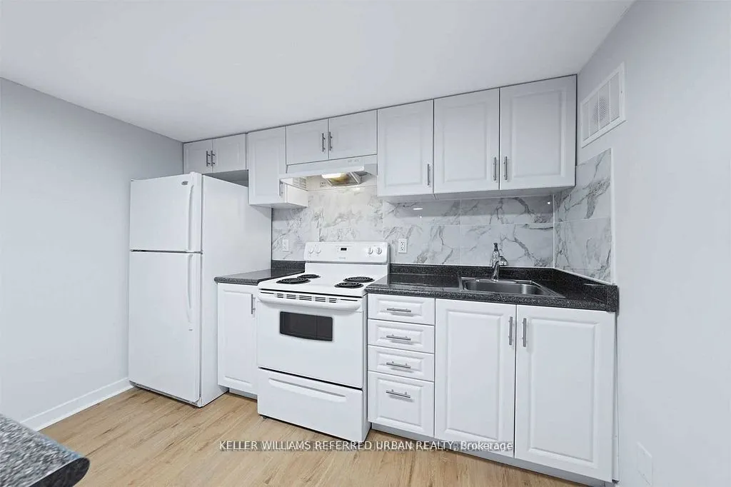 86 Morgan Avenue, #Lower