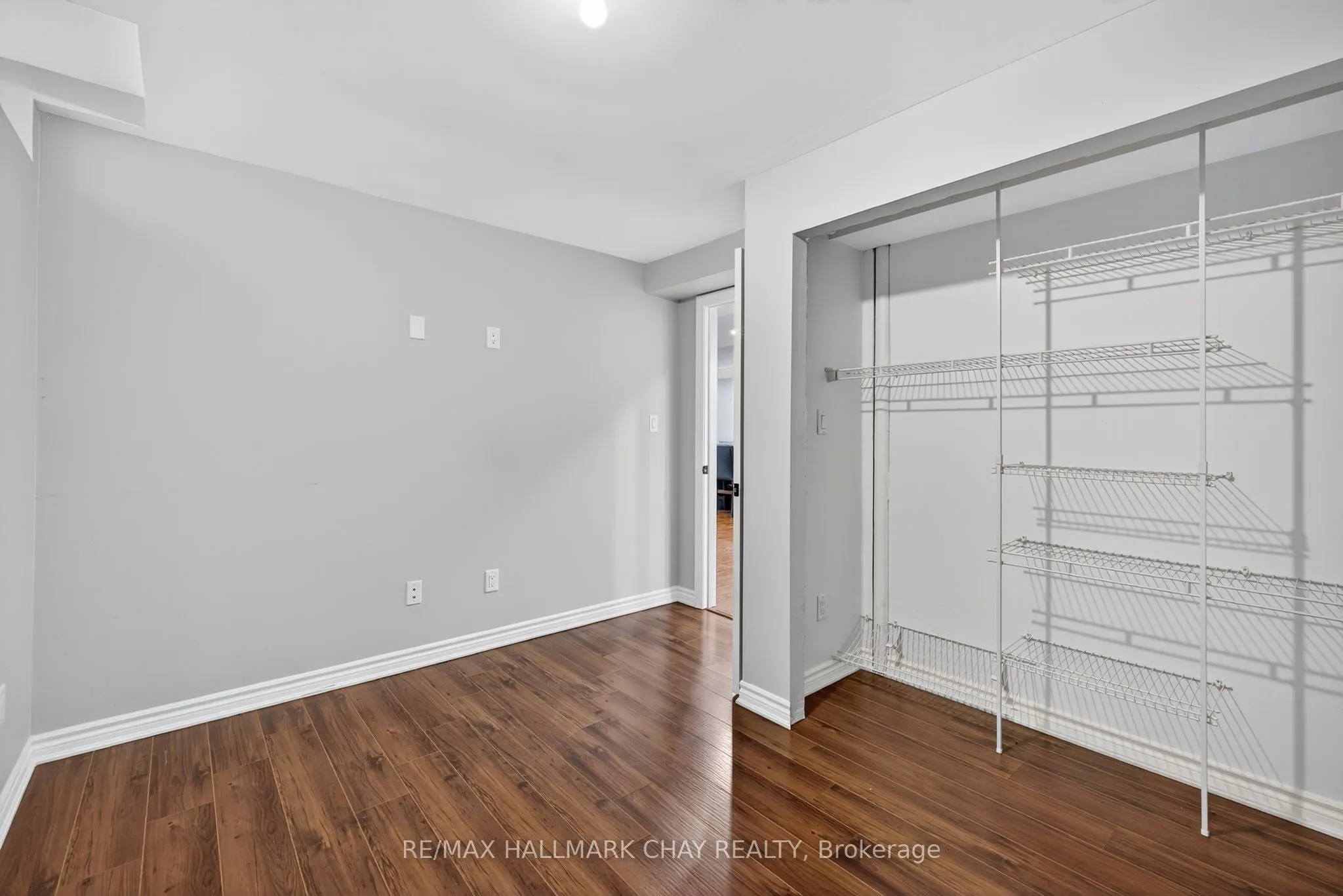 160 Golden Gate Circle