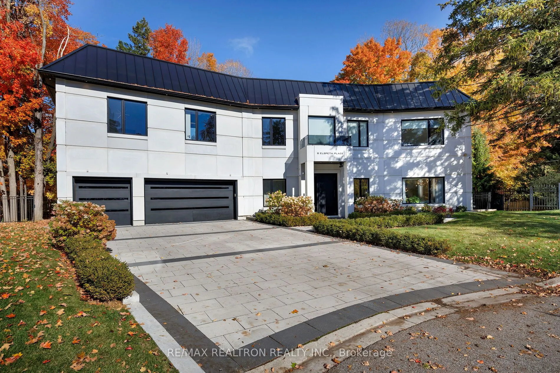 8 Elspeth Place
