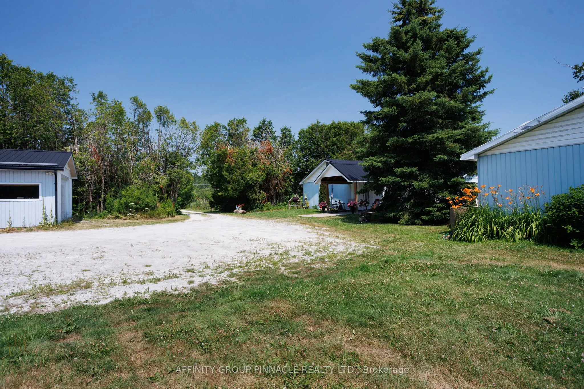 B1710 Conc Rd 8 Thorah Road