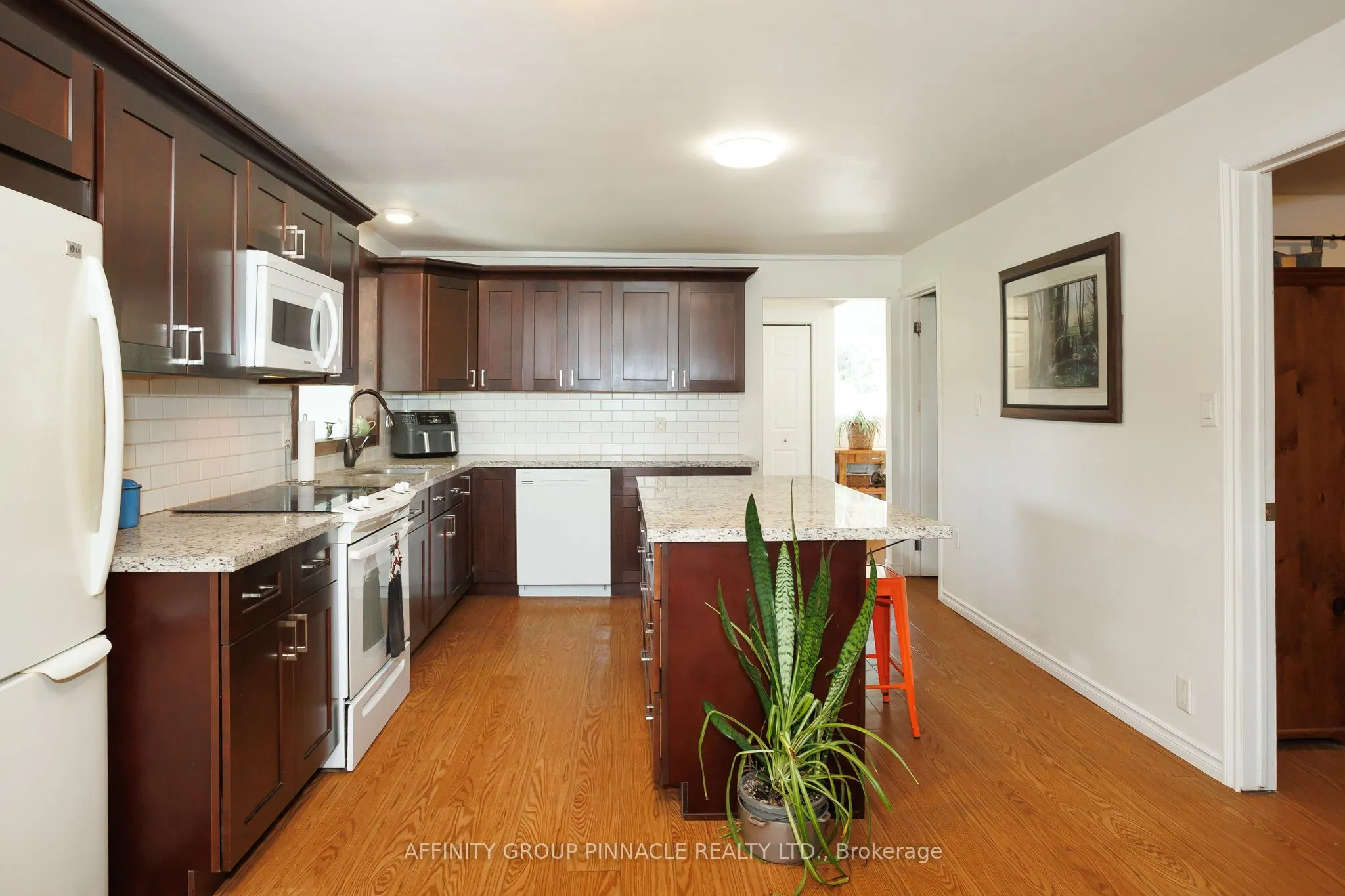 B1710 Conc Rd 8 Thorah Road