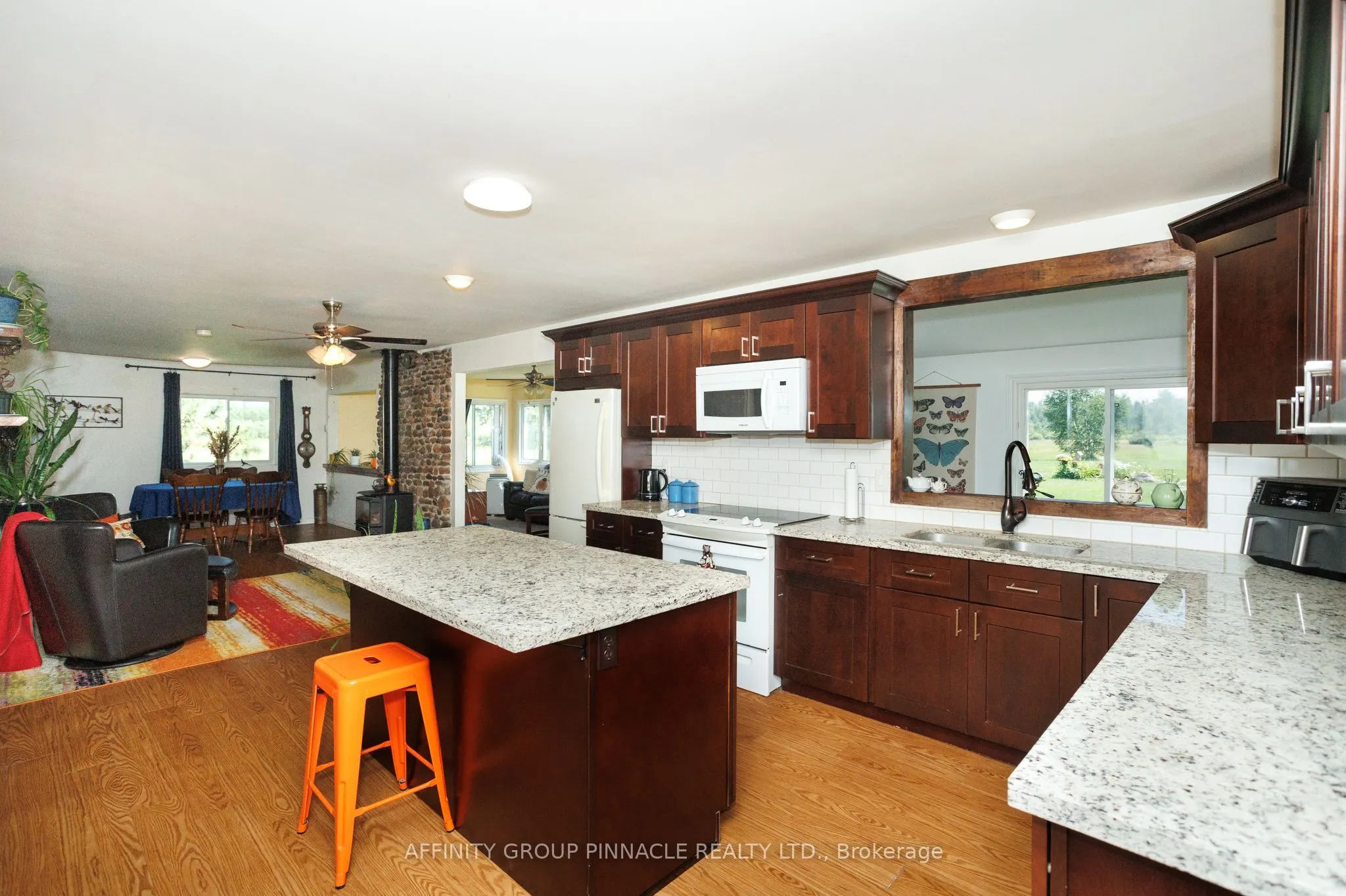 B1710 Conc Rd 8 Thorah Road