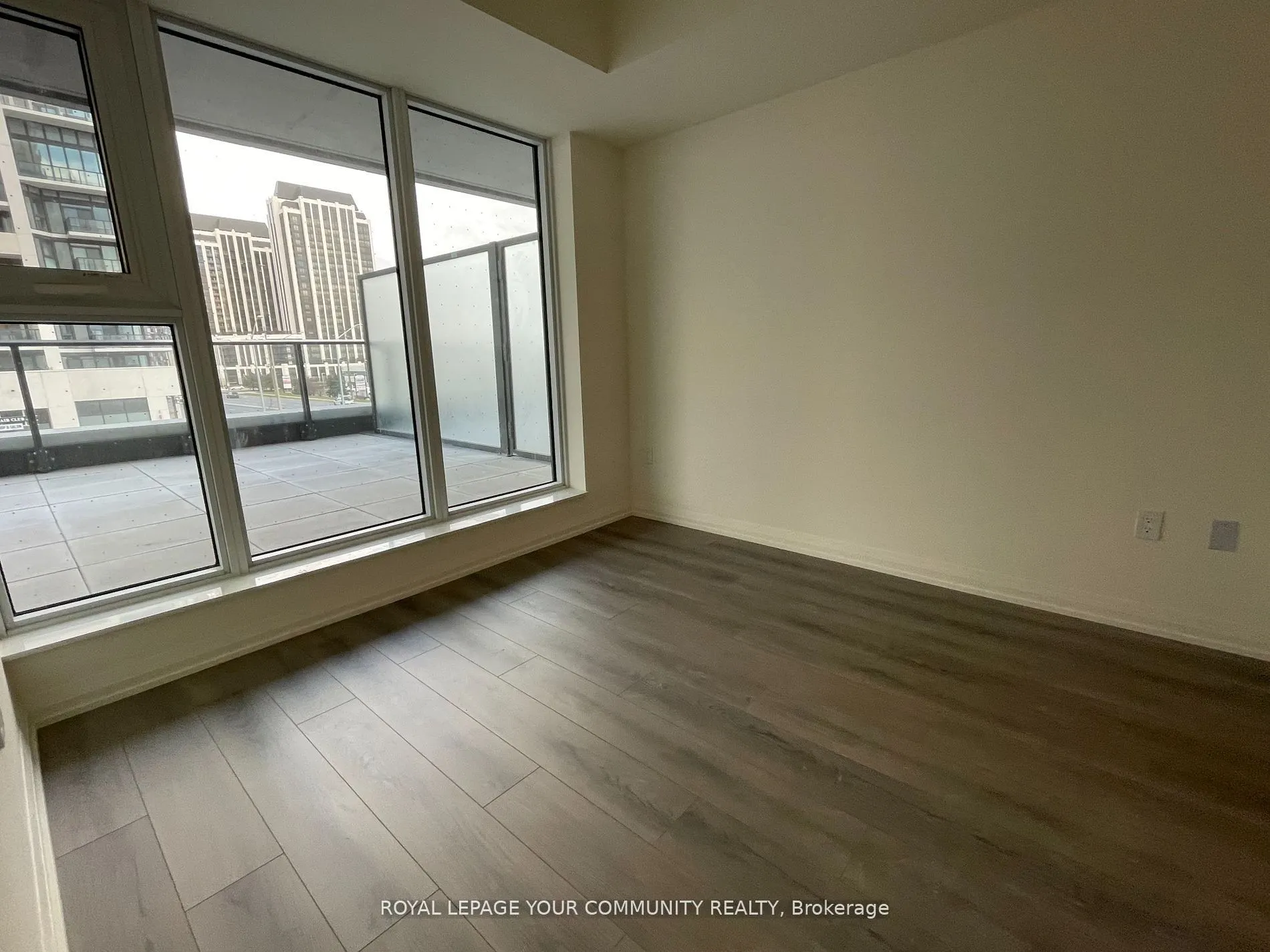 8960 Jane Street, #204