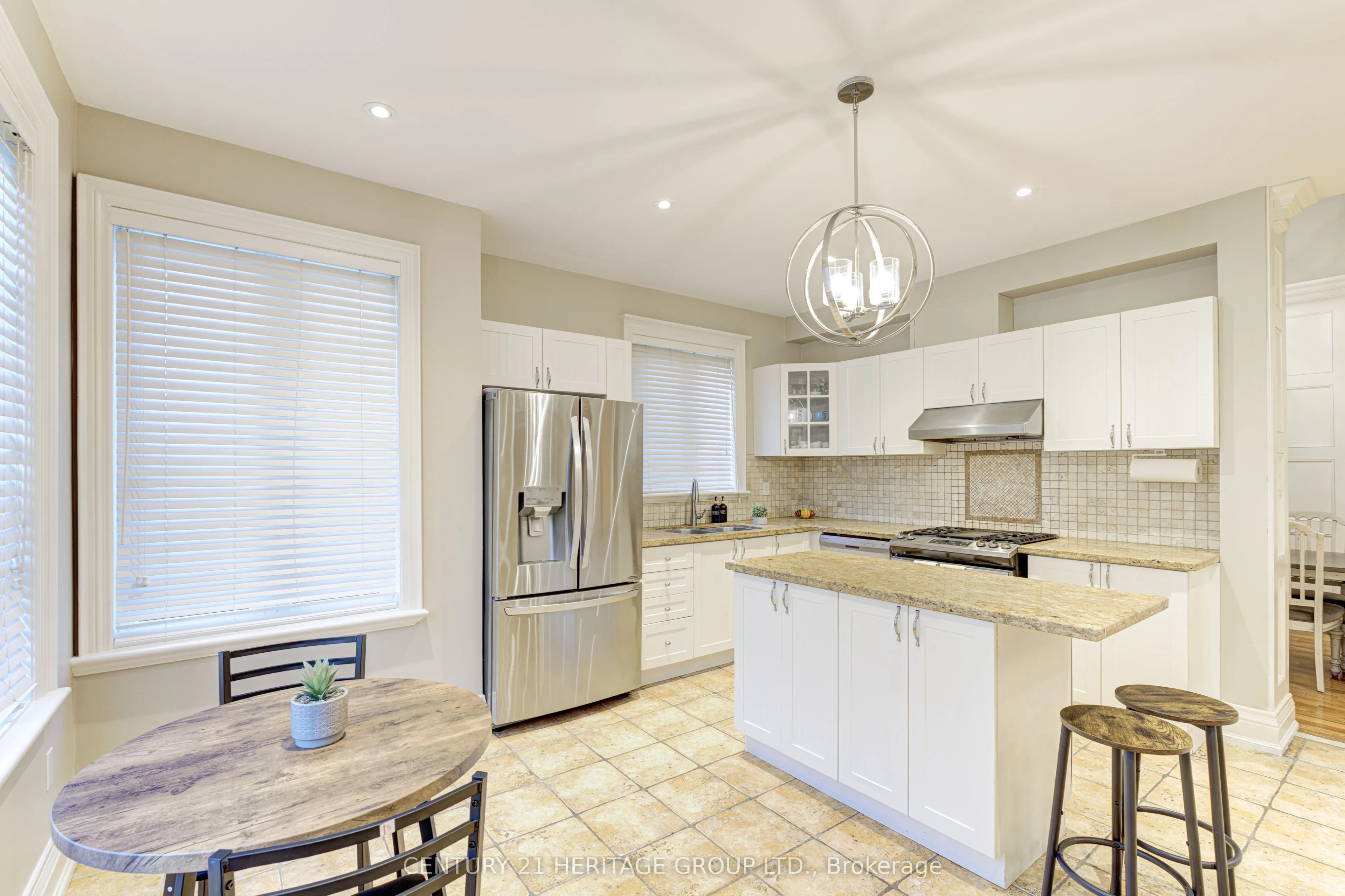 530 Vellore Woods Boulevard