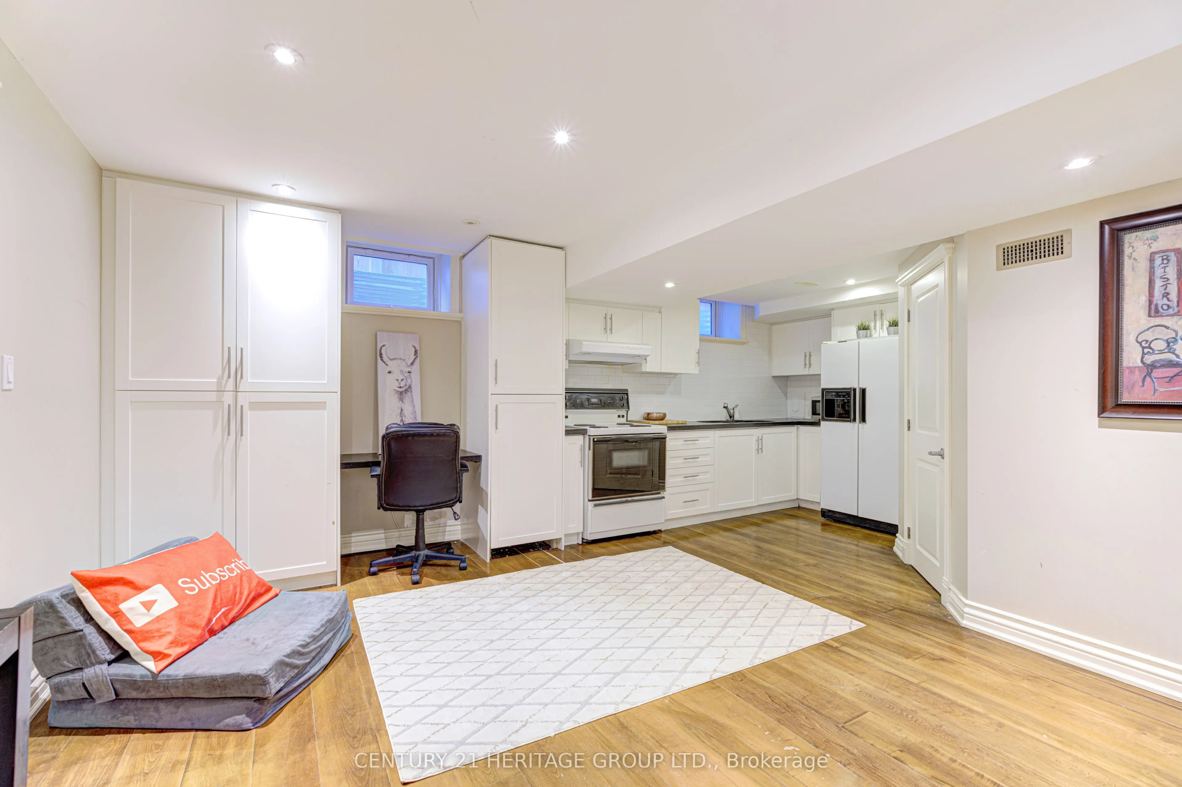 530 Vellore Woods Boulevard