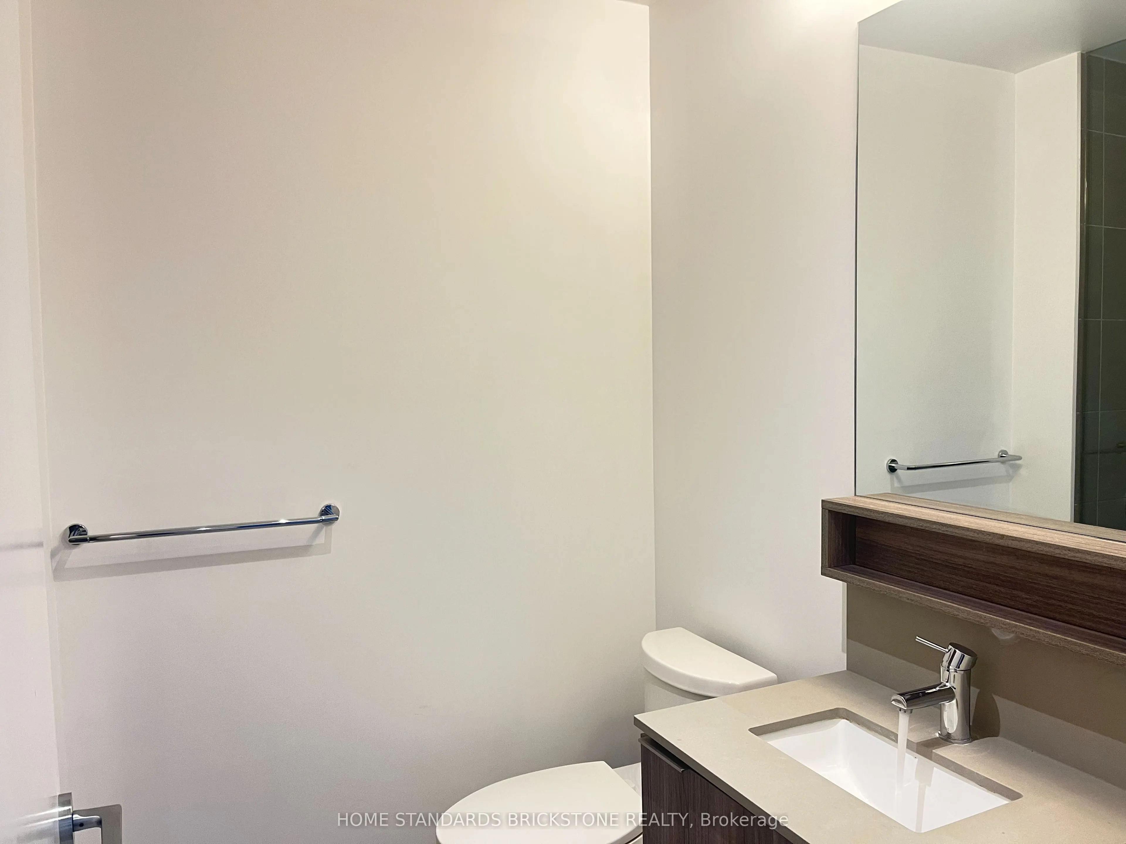 898 Portage Parkway, #2605