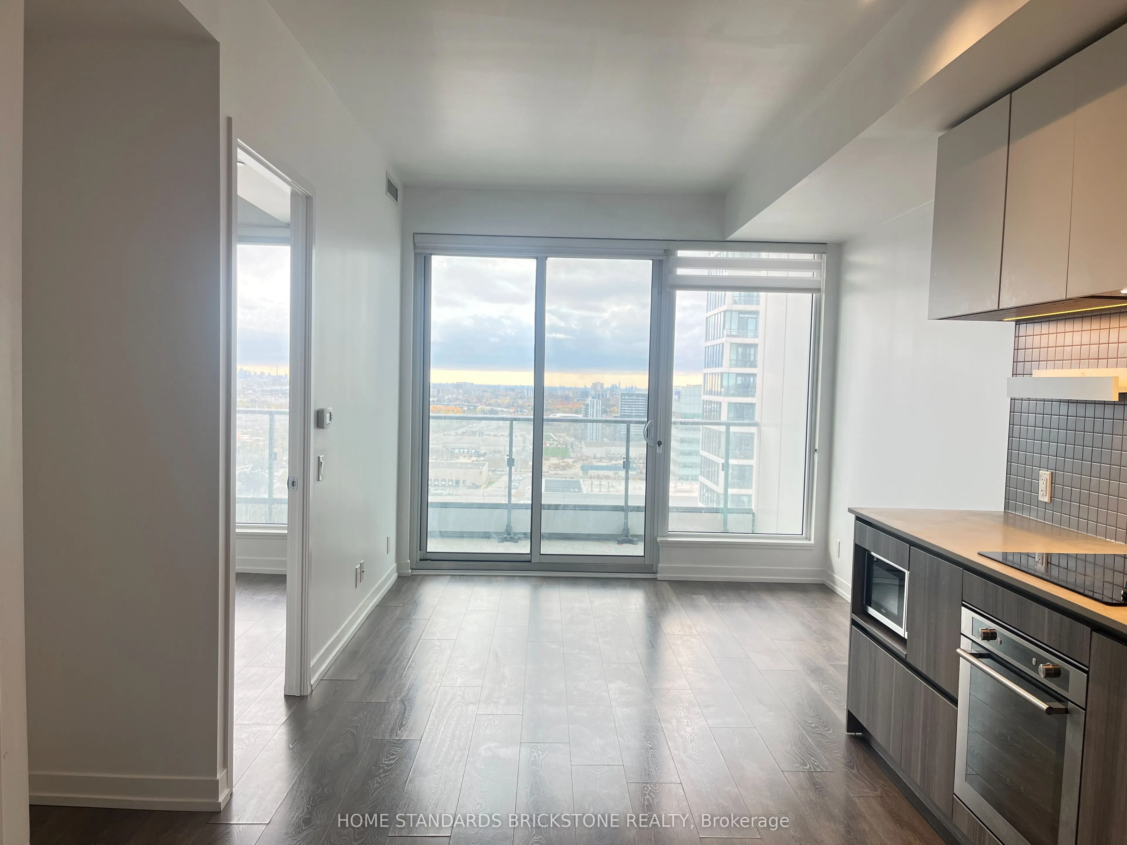 898 Portage Parkway, #2605