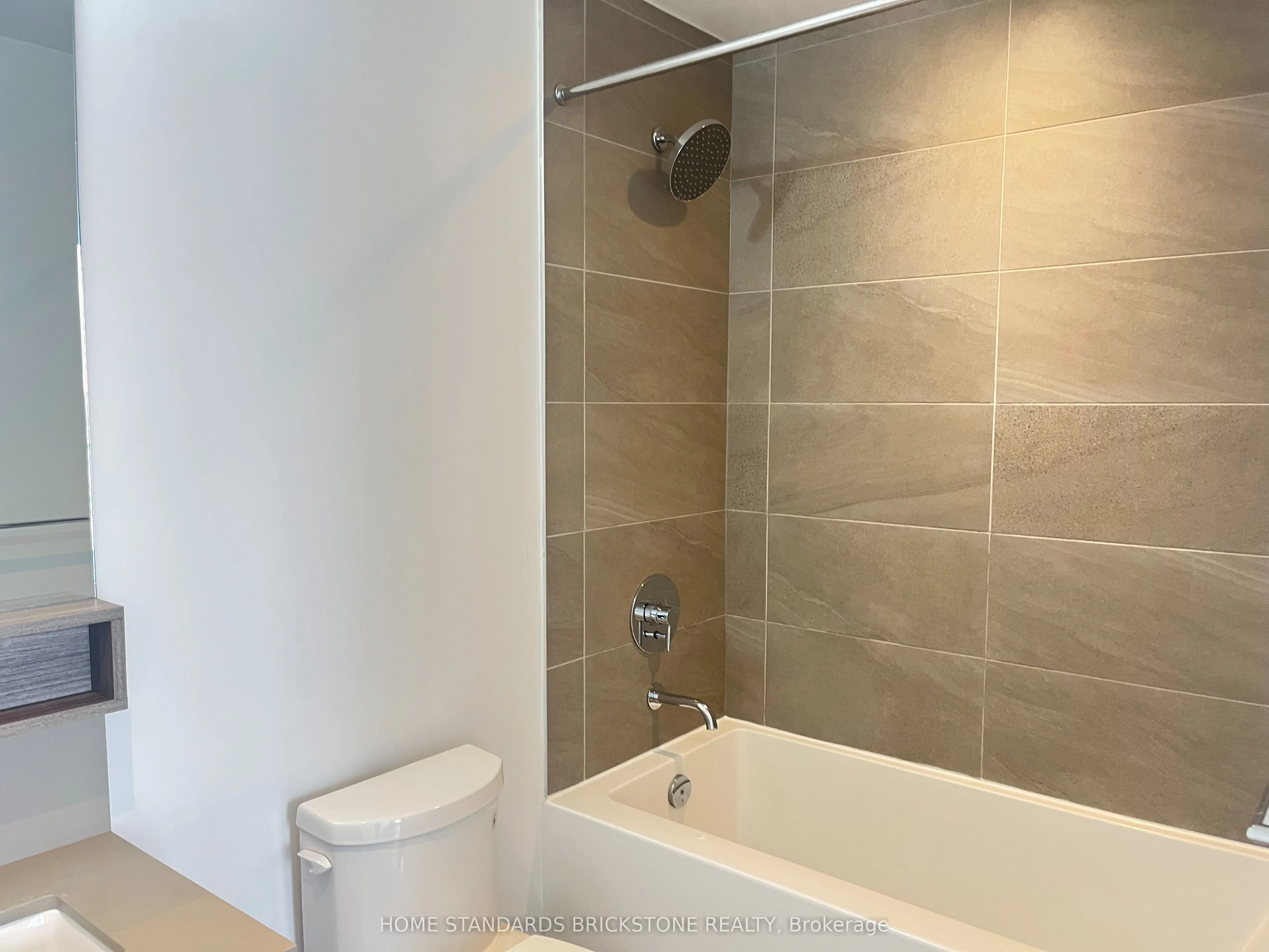 898 Portage Parkway, #2605