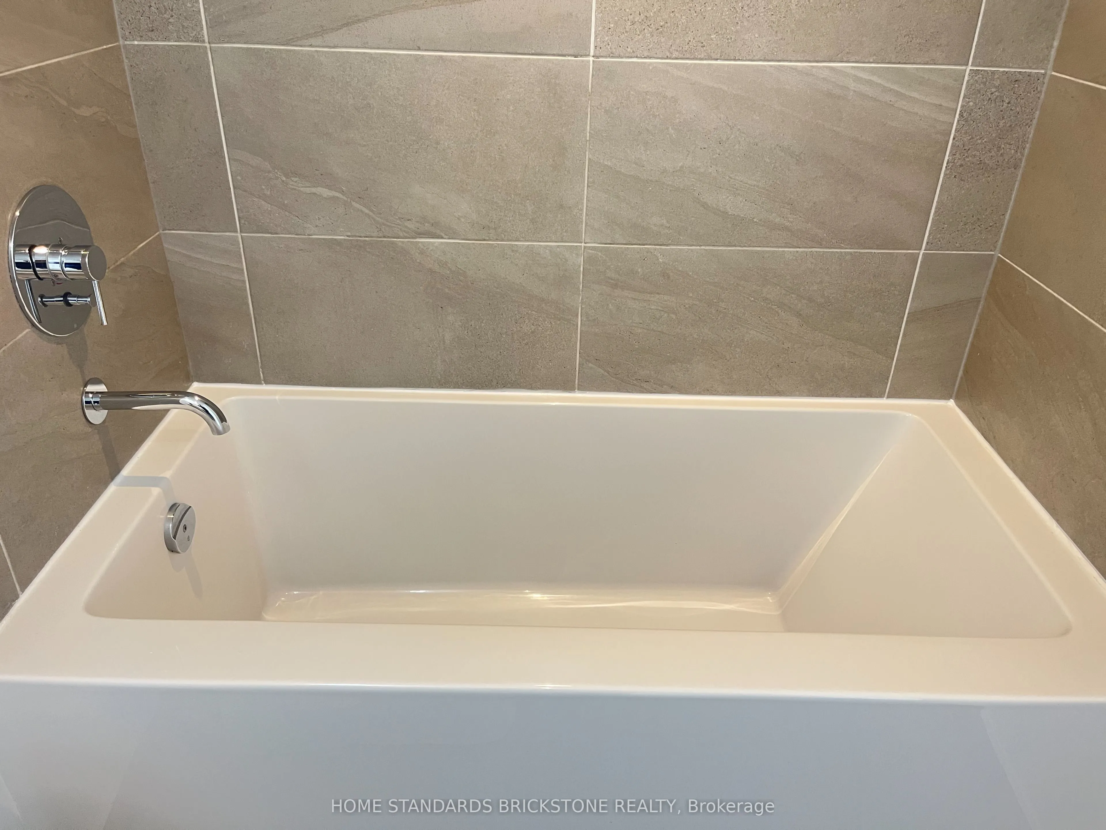 898 Portage Parkway, #2605