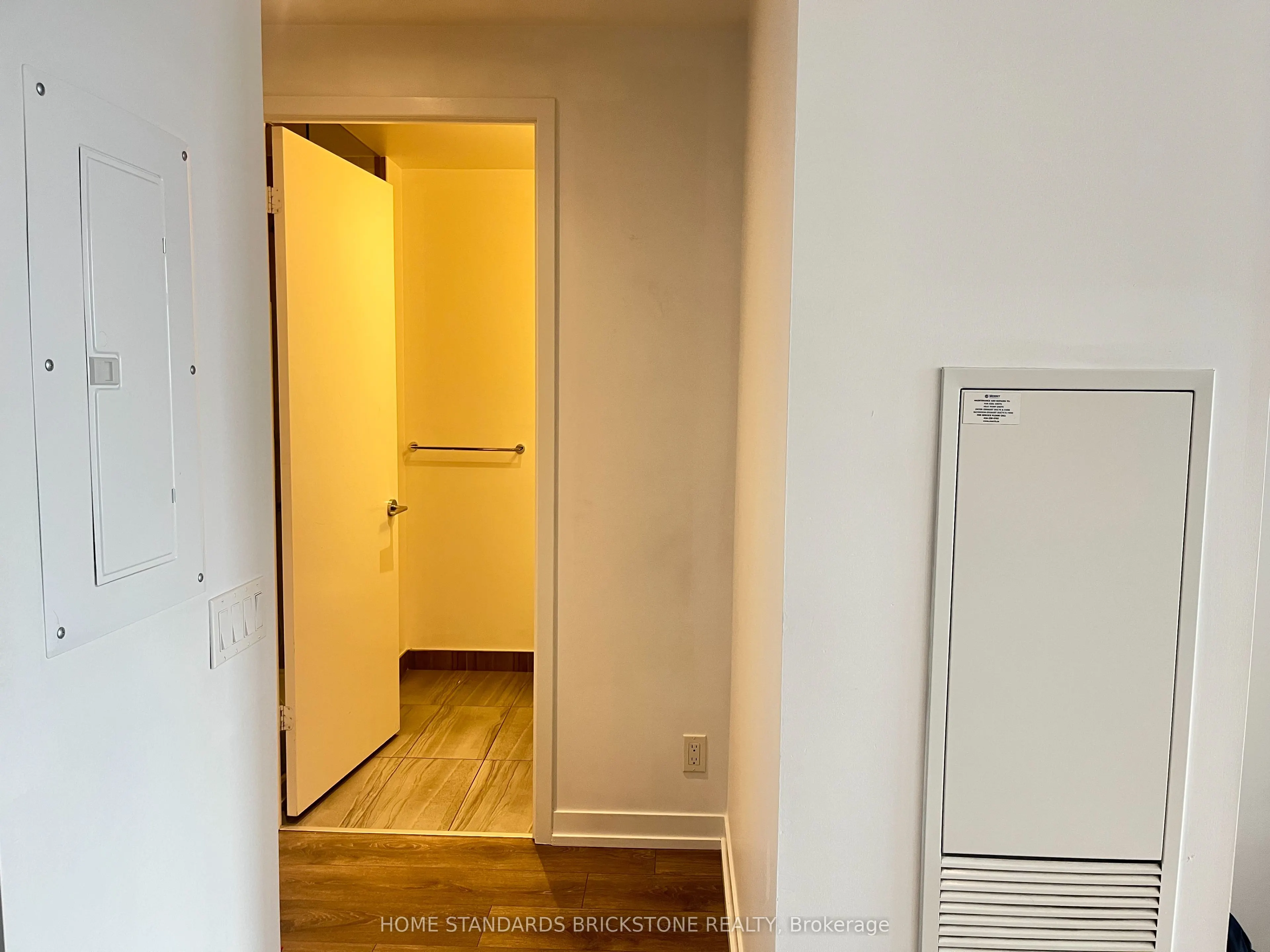 898 Portage Parkway, #2605