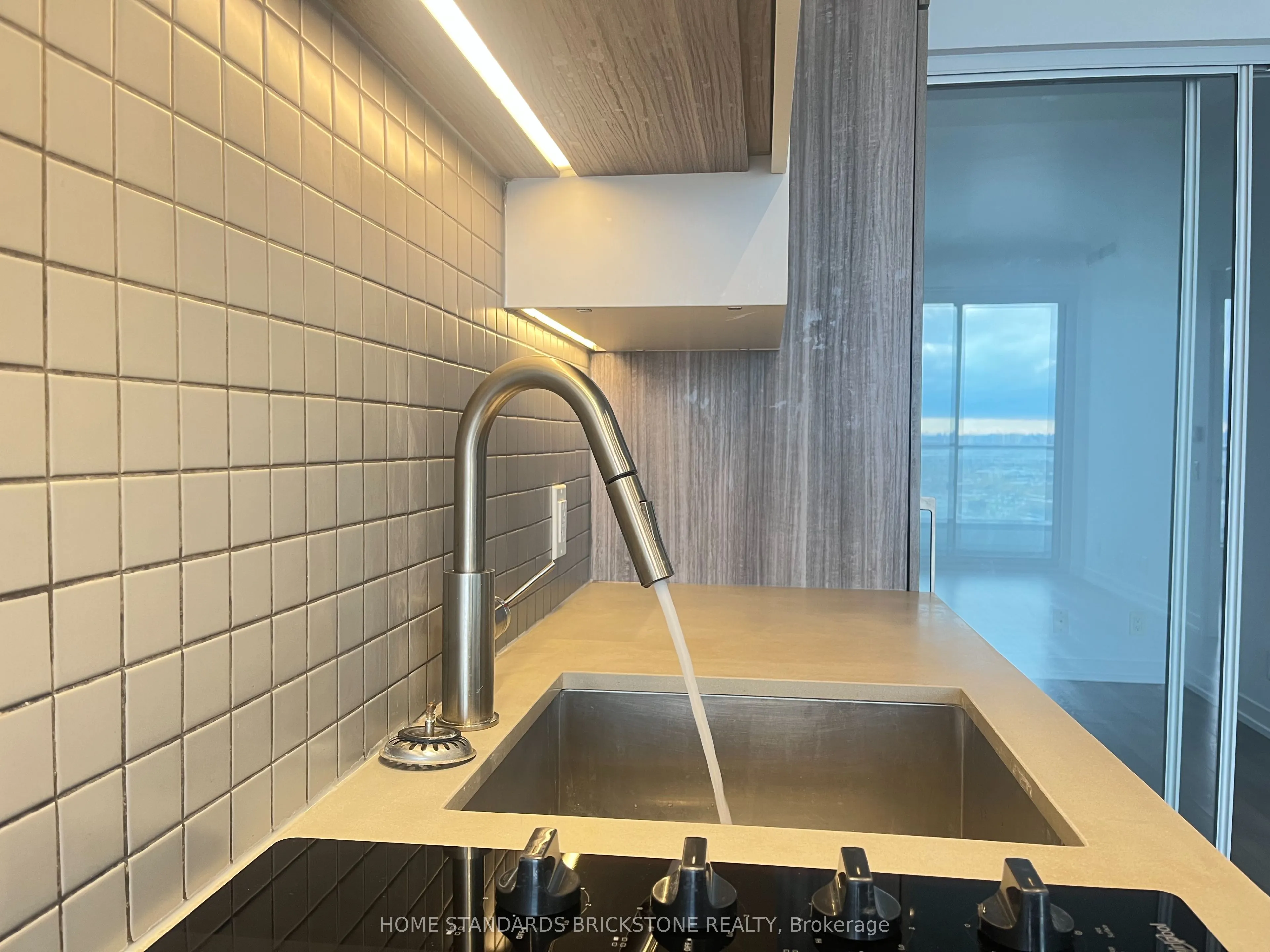 898 Portage Parkway, #2605