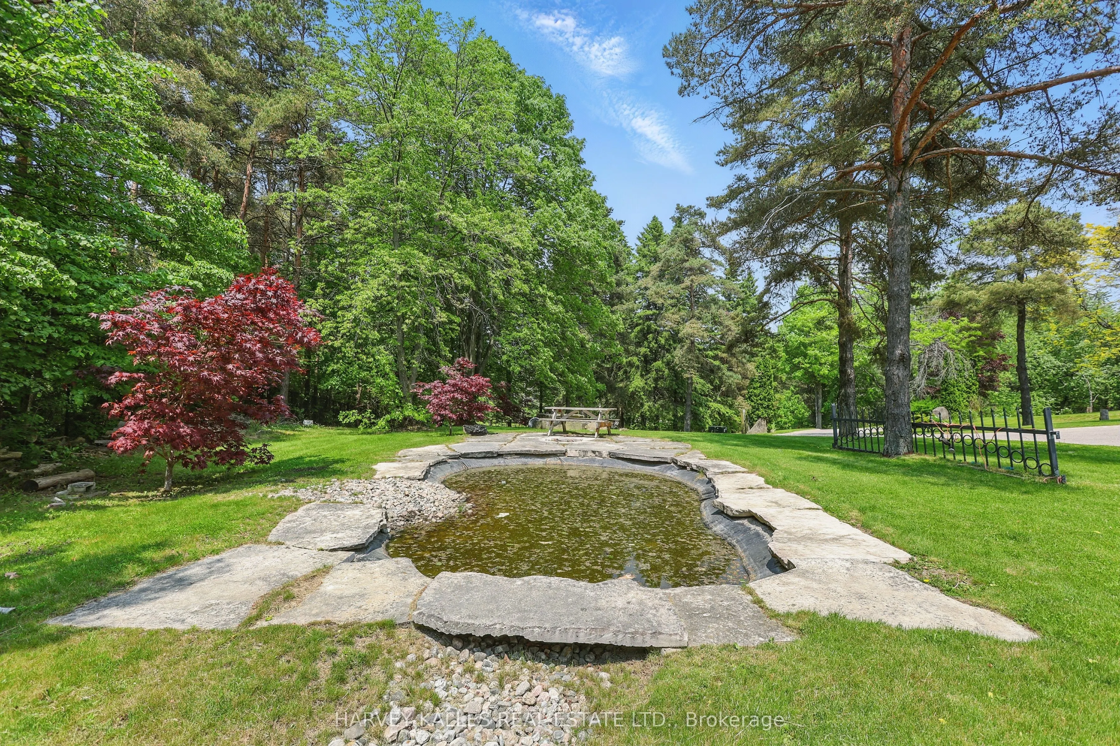 443 Dearbourne Avenue