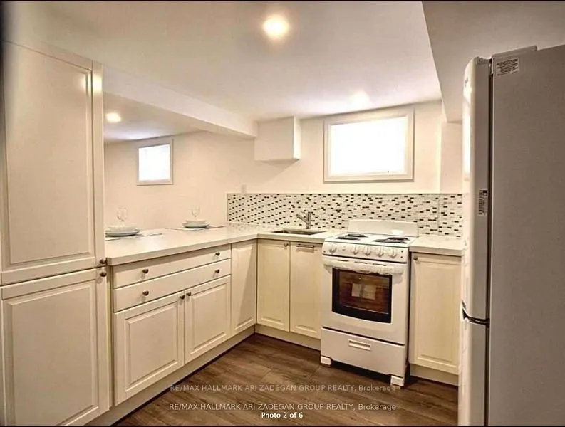 47 Newbury Drive, #Lower Fl