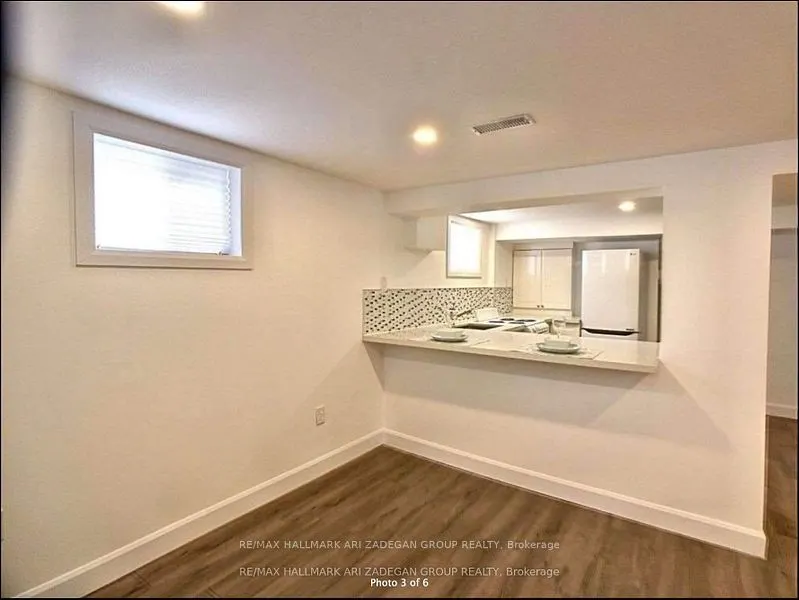 47 Newbury Drive, #Lower Fl