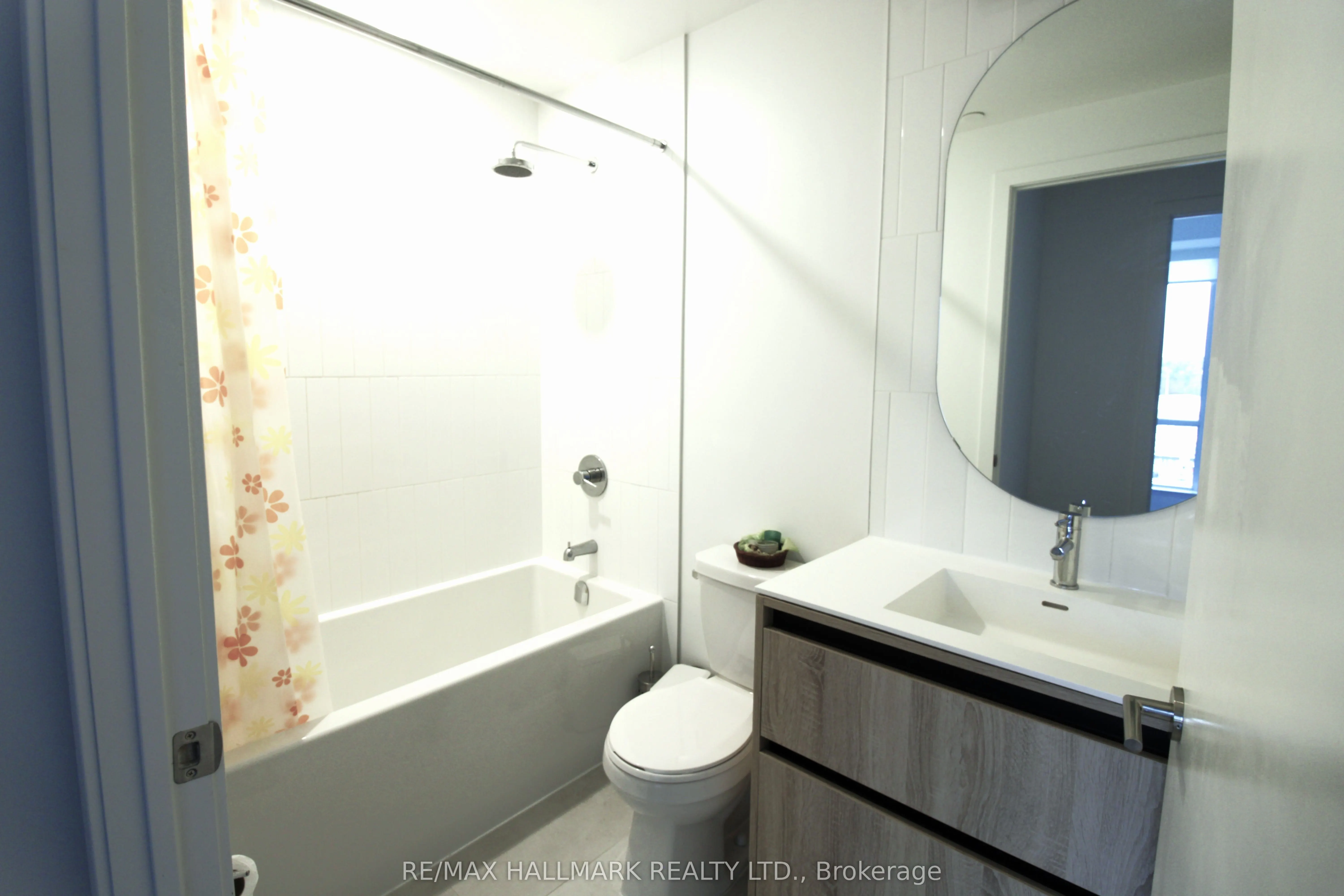 7950 Bathurst Street, #826