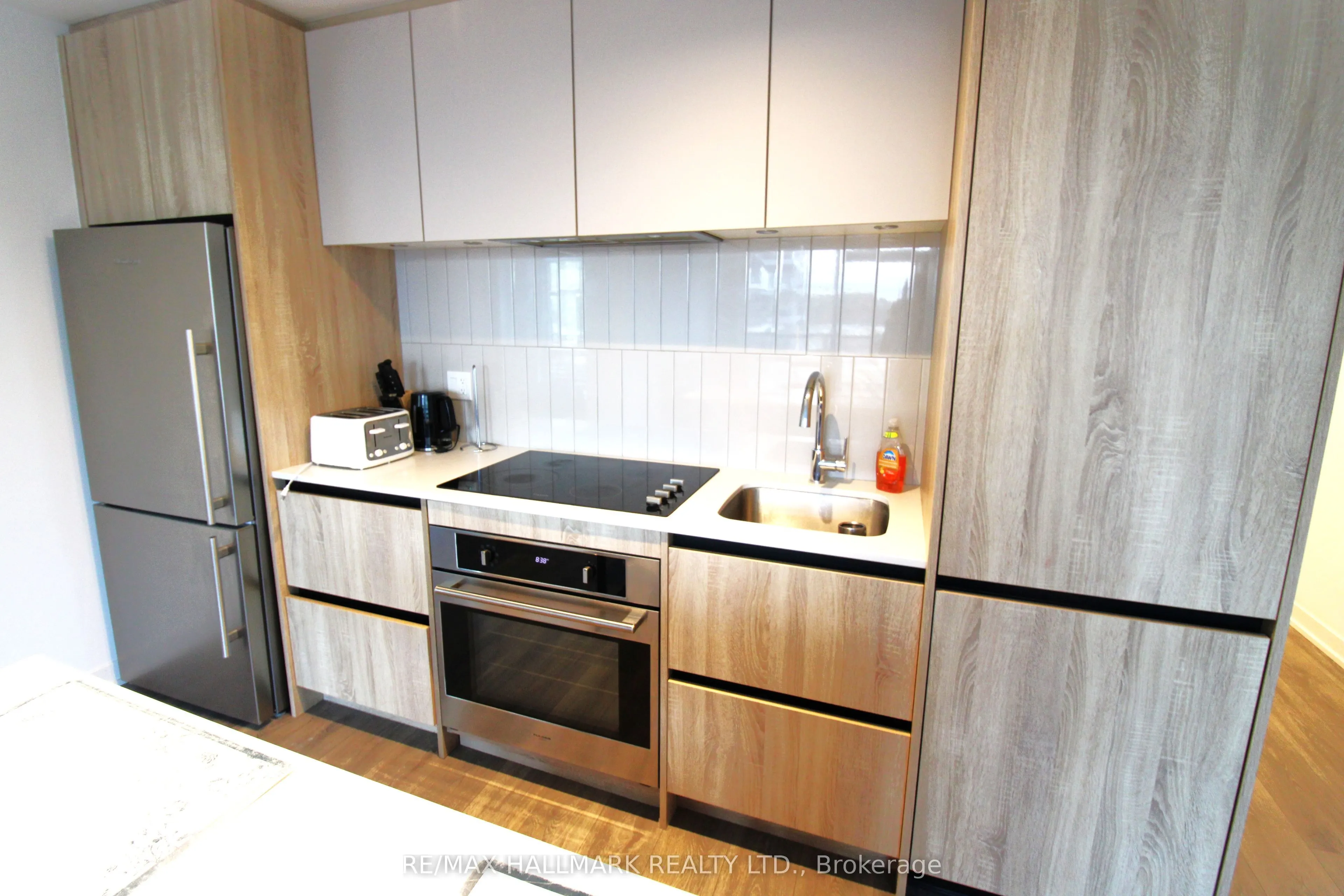 7950 Bathurst Street, #826