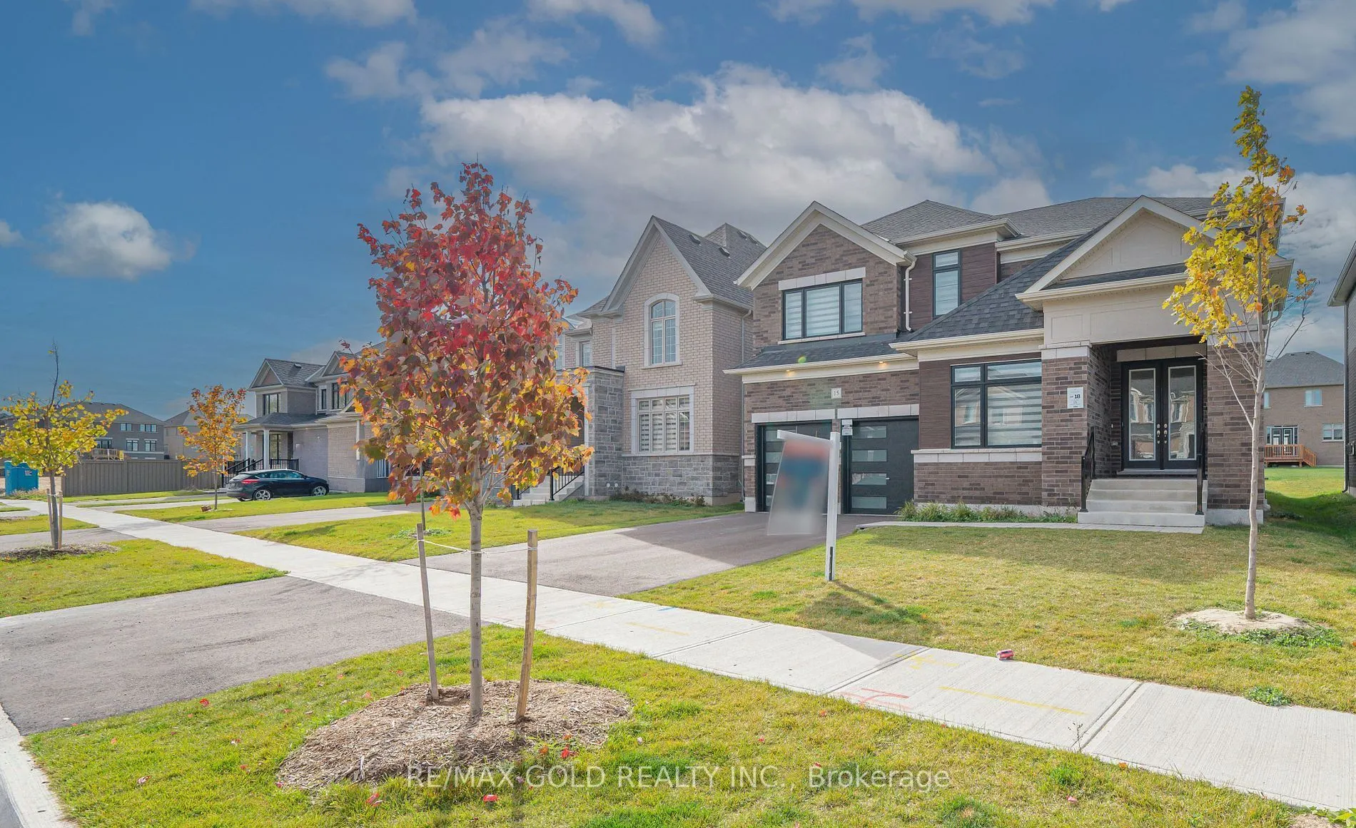 15 Sandhill Crescent