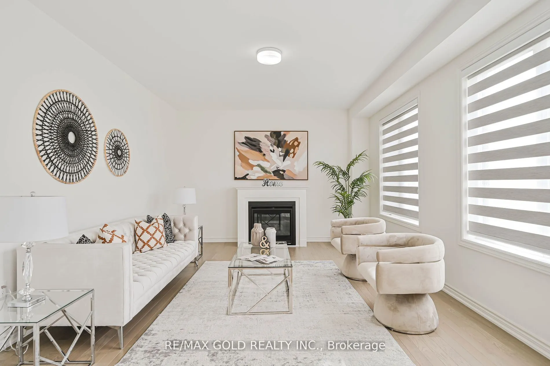 15 Sandhill Crescent