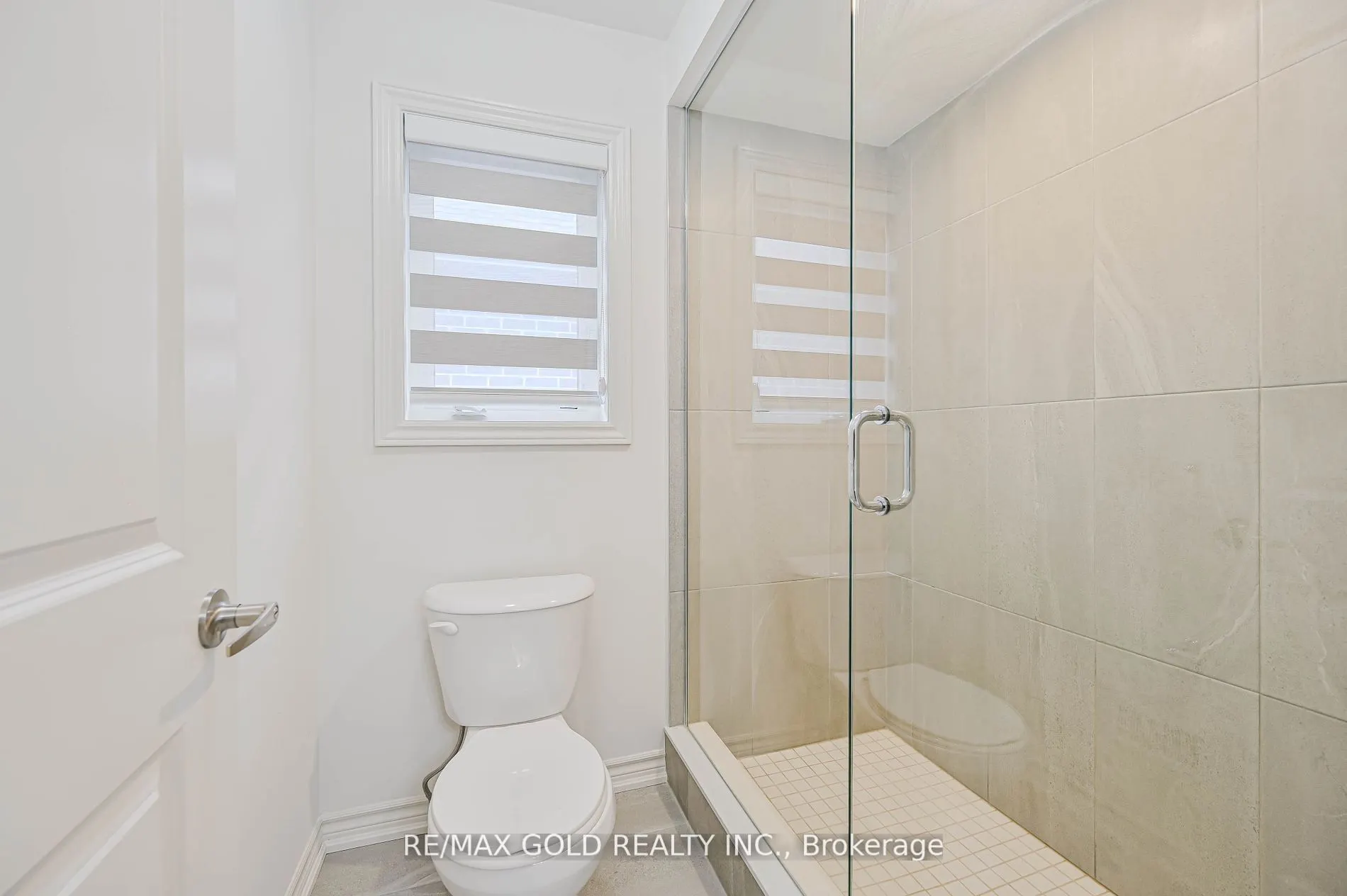 15 Sandhill Crescent