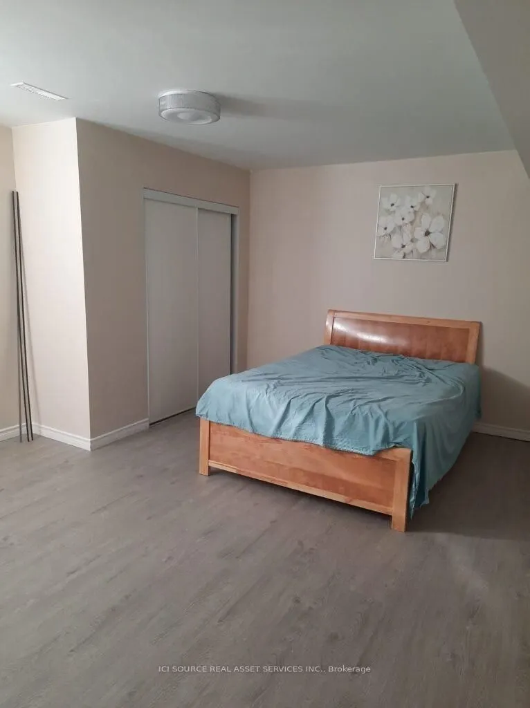 8 Headford Avenue, #Lower