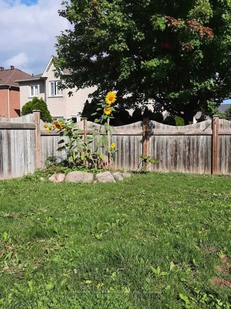 8 Headford Avenue, #Lower