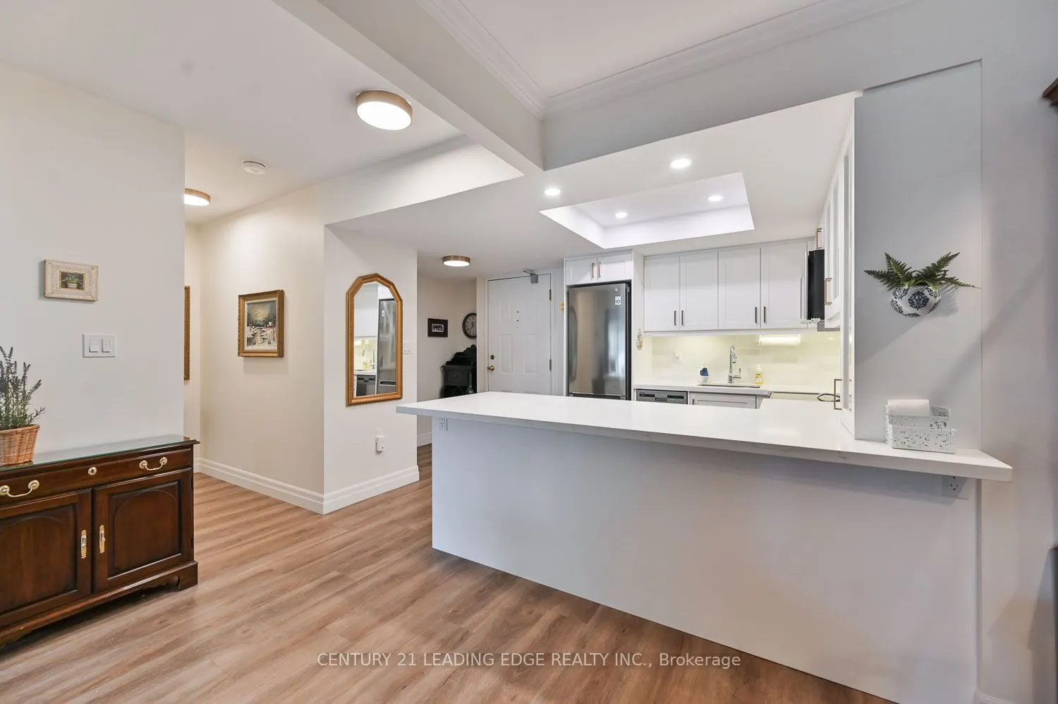 100 Anna Russell Way, #105