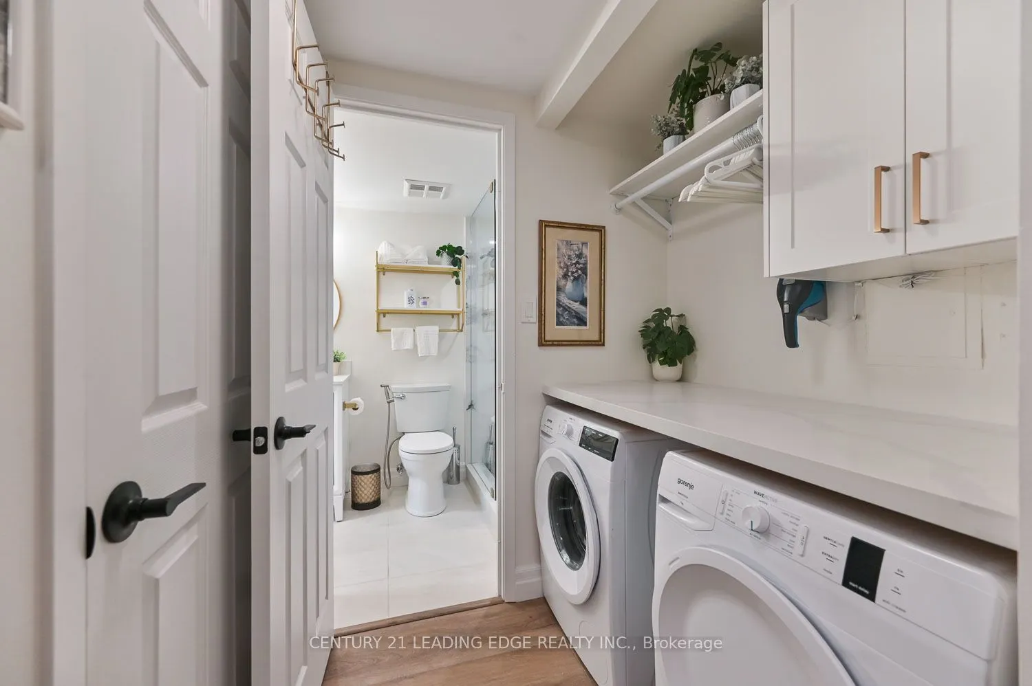 100 Anna Russell Way, #105