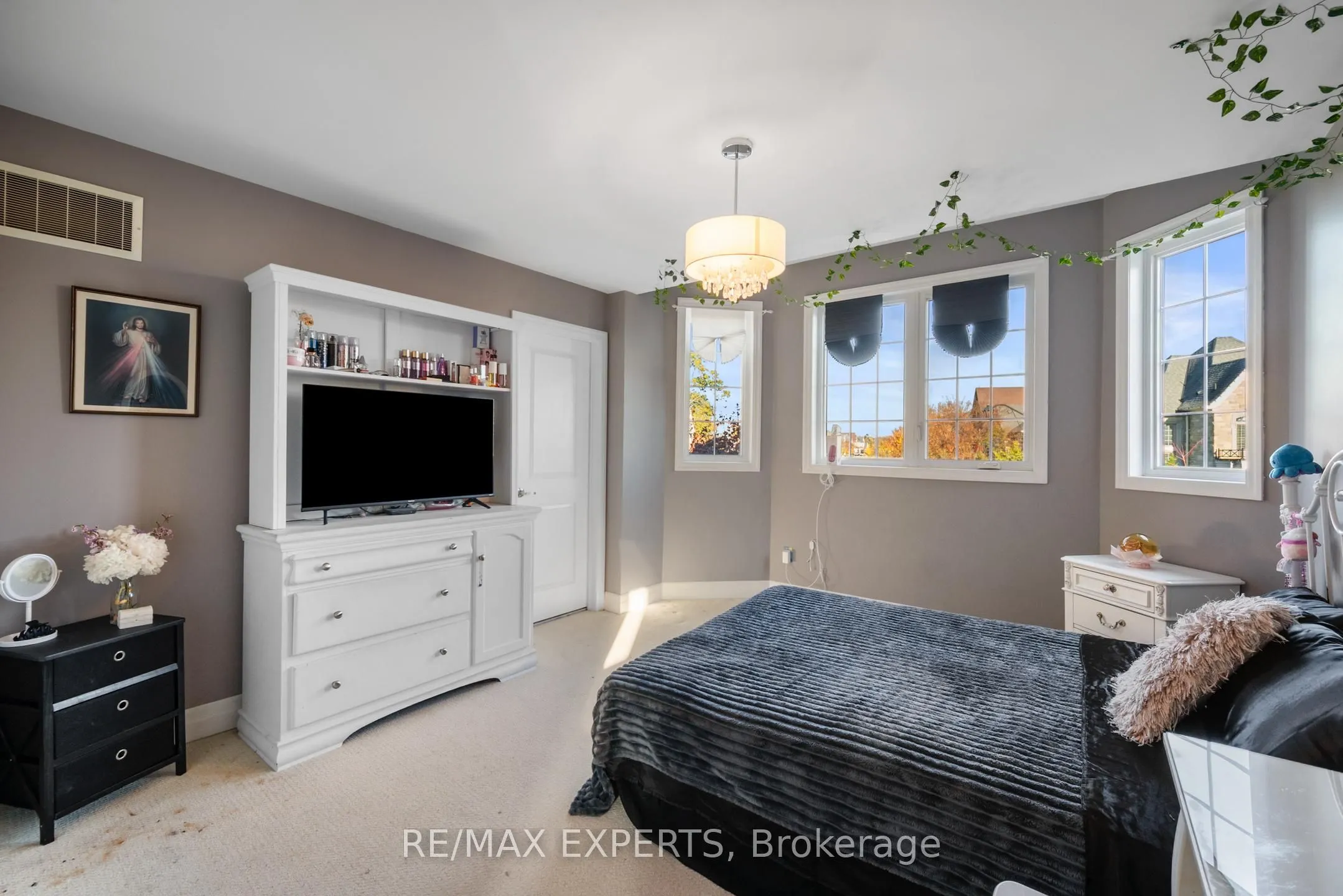 50 Lilly Valley Crescent